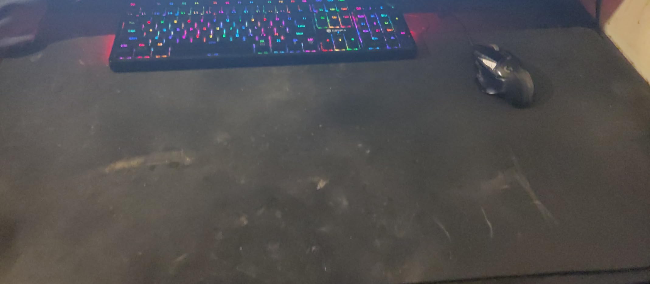 SteelSeries QcK Gaming Mouse Pad - XL RGB Prism Cloth - Sized to Cover Desks Customer Review SteelSeries QcK Gaming Mouse Pad - XL RGB Prism Cloth - Sized to Cover Desks - Customer Photo 1