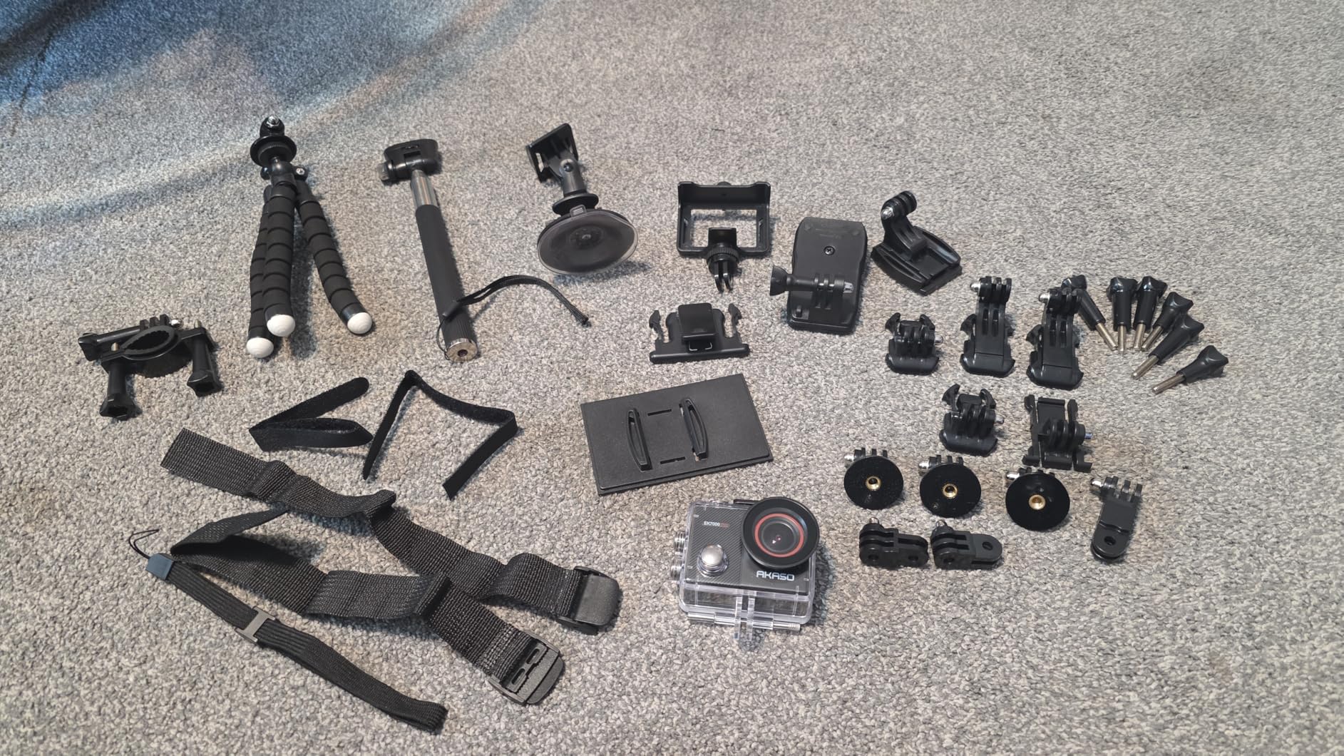 AKASO EK7000 Pro 4K30fps Action Camera with Touch Screen EIS 131ft Waterproof Underwater Camera Remote Control 5X Zoom with Helmet Accessories Kit (Standalone) Customer Review AKASO EK7000 Pro 4K30fps Action Camera with Touch Screen EIS 131ft Waterproof Underwater Camera Remote Control 5X Zoom with Helmet Accessories Kit (Standalone) - Customer Photo 1