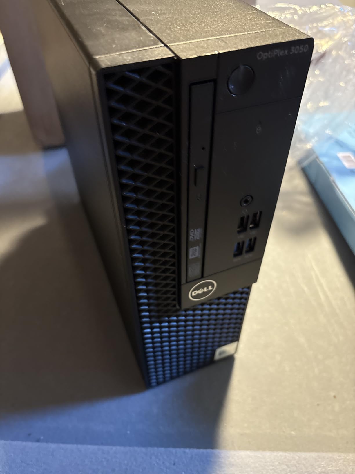 Dell Optiplex 7040 SFF Intel Core i5-6500, 16GB Ram, 256GB SSD, DVD-RW, WiFi, Win 11 Pro (Renewed) - Customer Photo 1