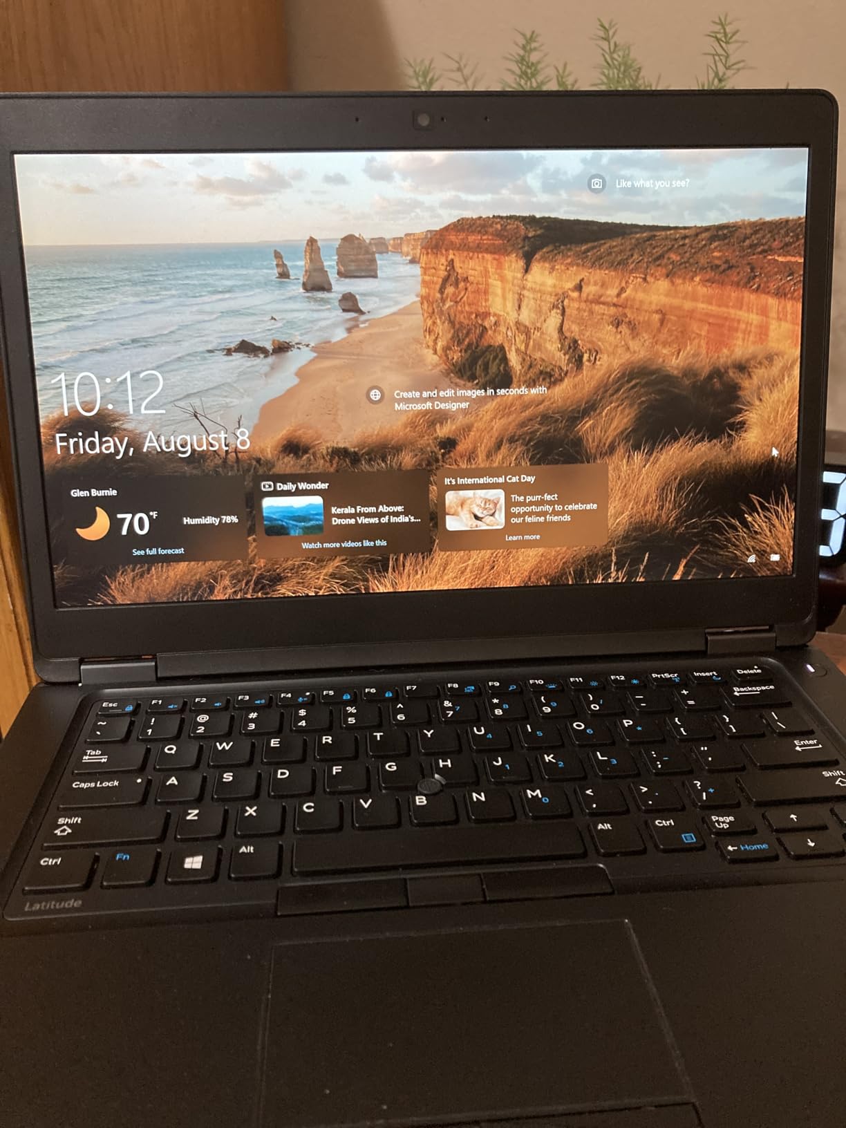 Dell Latitude 5480 | 14 inch Business Laptop | Intel i5-6300U | 8GB DDR4 | 256GB SSD | Backlit Keyboard | Win 10 Pro (Renewed) - Customer Photo 1