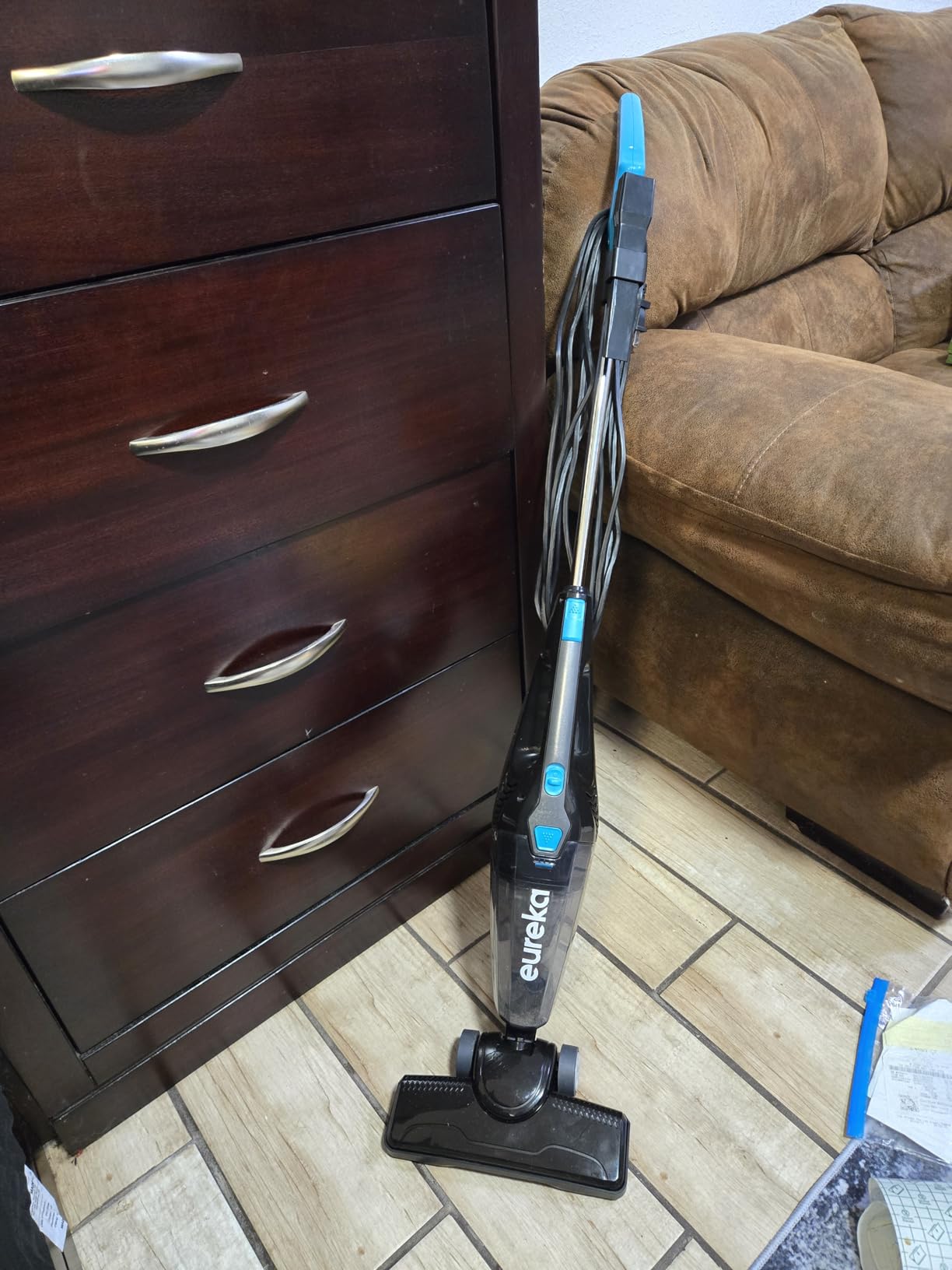 Eureka NES215A Blaze 3-in-1 Swivel Handheld & Stick Vacuum Cleaner, Blue - Customer Photo 2