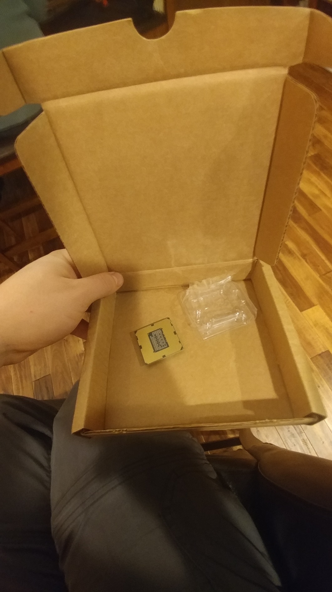 Intel Core i7-2600K Quad-Core Processor 3.4 Ghz 8 MB Cache LGA 1155 - BX80623I72600K (Renewed) - Customer Photo 1