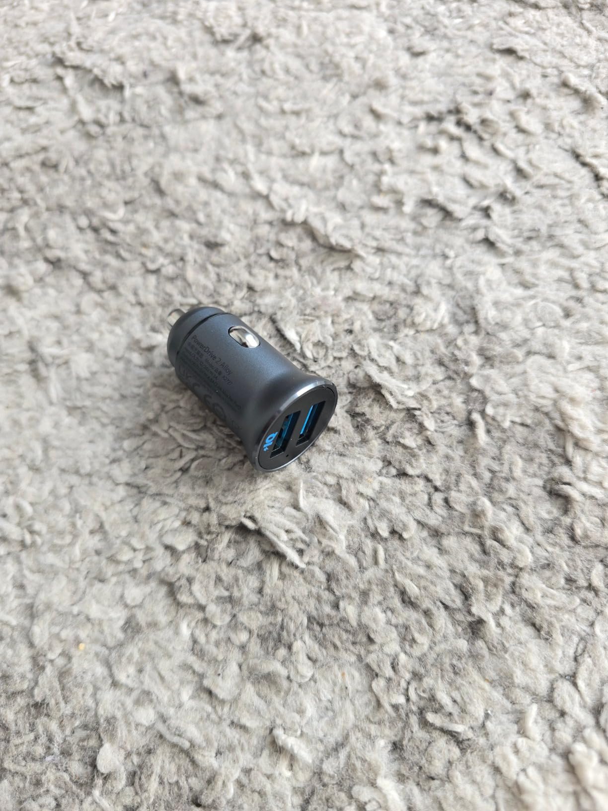 Anker 320 Car Charger (24W II), Mini Aluminum Alloy Dual USB with Blue LED for iPhone16 15 14 13 12 Series, iPad Pro/Air 2/Mini, Galaxy and More - Not Compatible with Quick Charge (Black) - Customer Photo 2