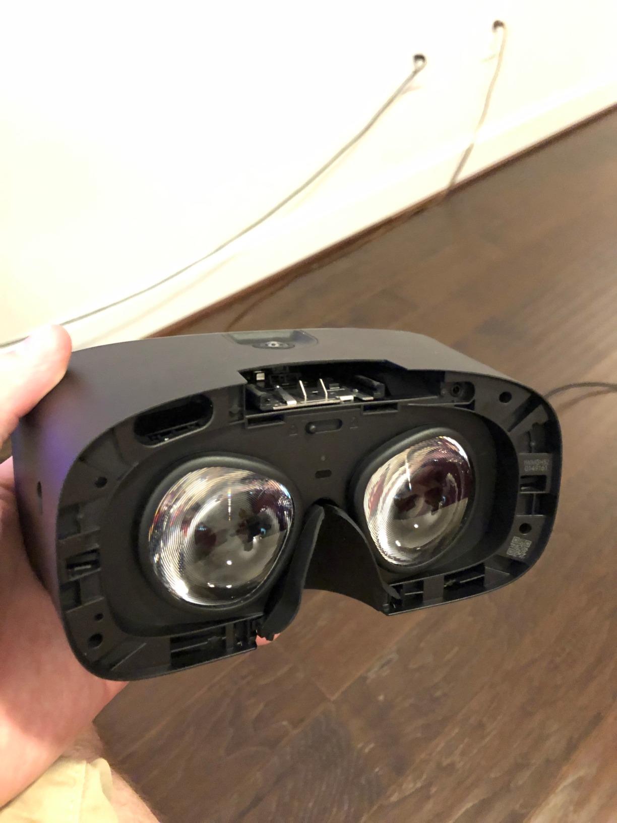 Oculus Rift S PC-Powered VR Gaming Headset - Customer Photo 5