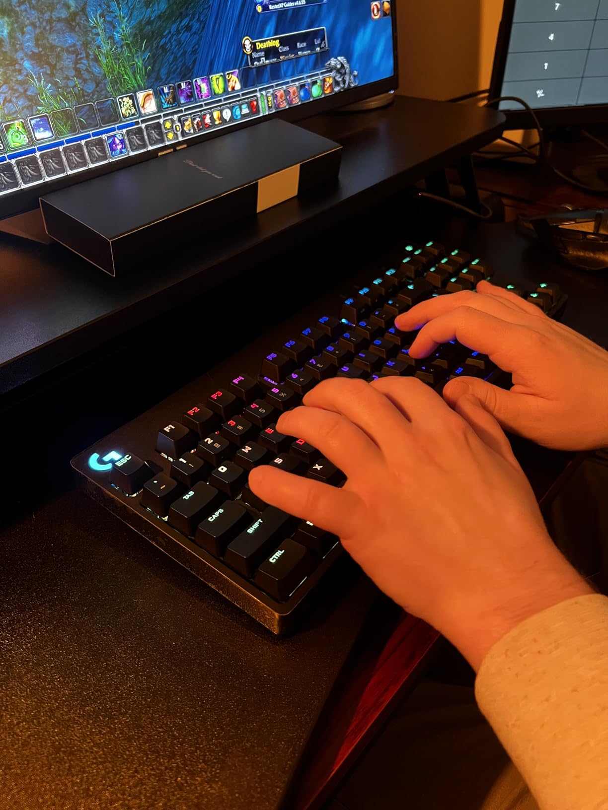 Logitech G PRO Mechanical Gaming Keyboard, Ultra Portable Tenkeyless Design, Detachable Micro USB Cable, 16.8 Million Color LIGHTSYNC RGB Backlit Keys - Customer Photo 2