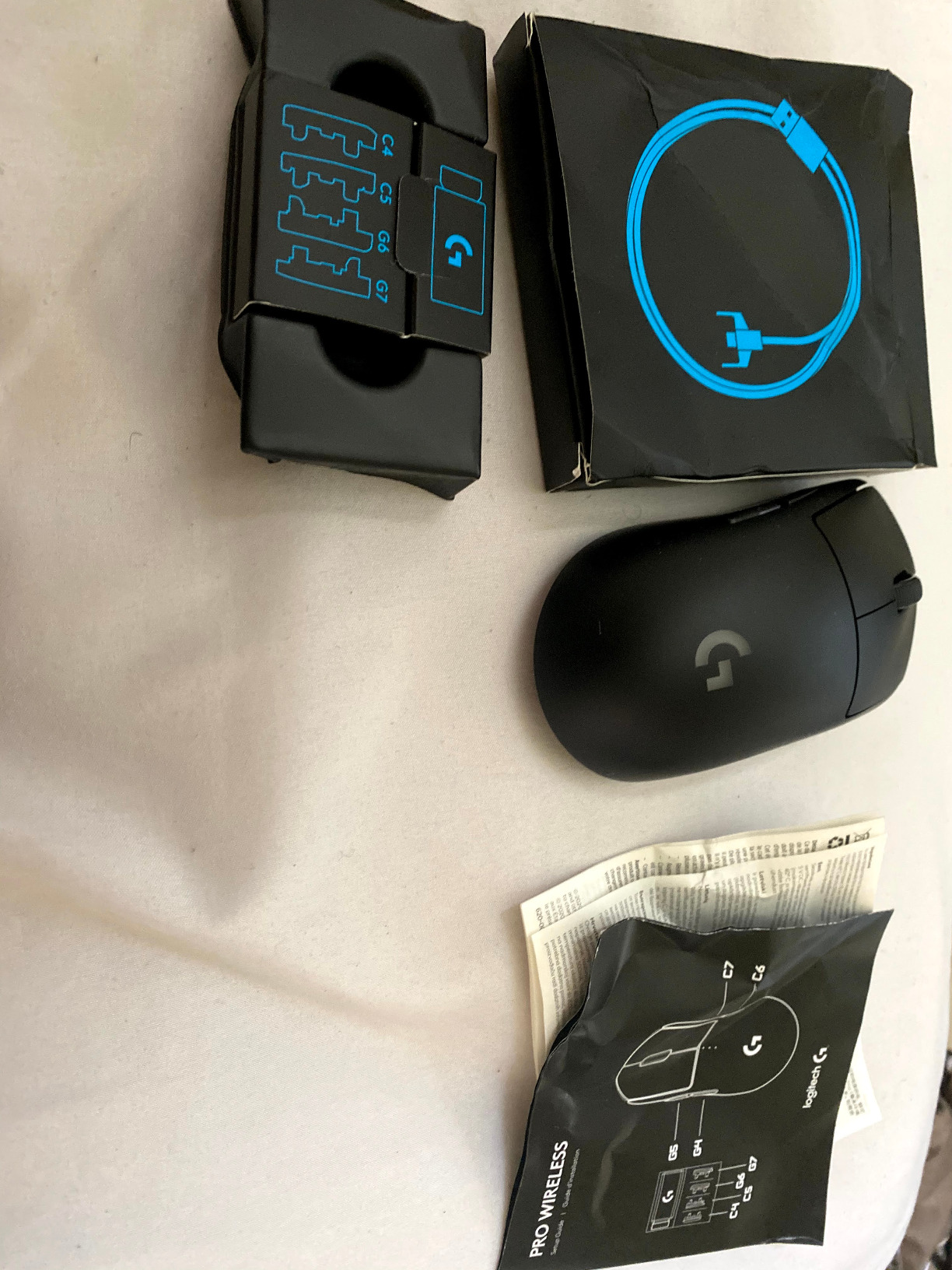 Logitech G PRO Mechanical Gaming Keyboard, Ultra Portable Tenkeyless Design, Detachable Micro USB Cable, 16.8 Million Color LIGHTSYNC RGB Backlit Keys - Customer Photo 4