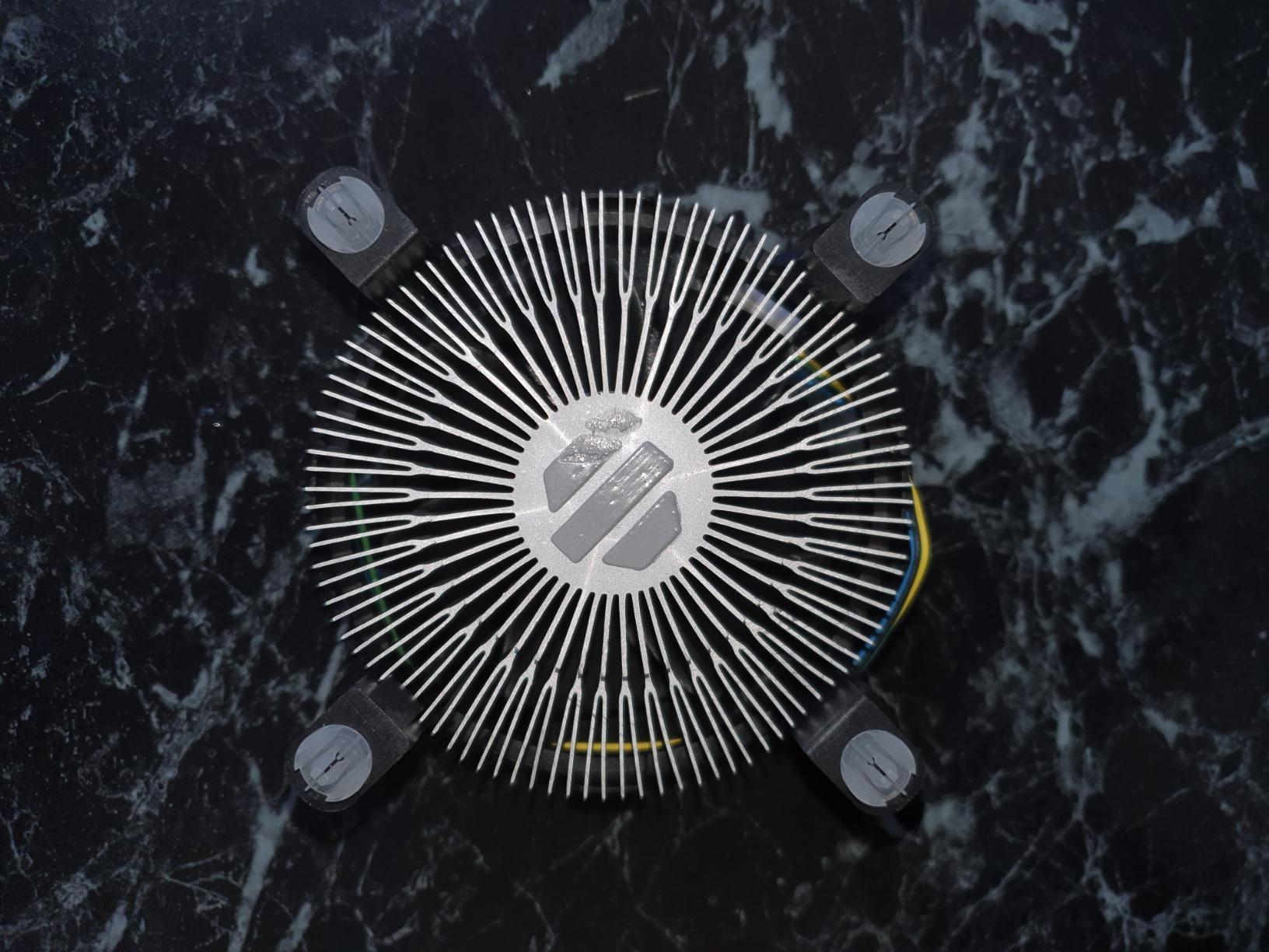 Intel Core i3-9100 Desktop Processor 4 Cores up to 4.2 GHz LGA1151 300 Series 65W Customer Review Intel Core i3-9100 Desktop Processor 4 Cores up to 4.2 GHz LGA1151 300 Series 65W - Customer Photo 1