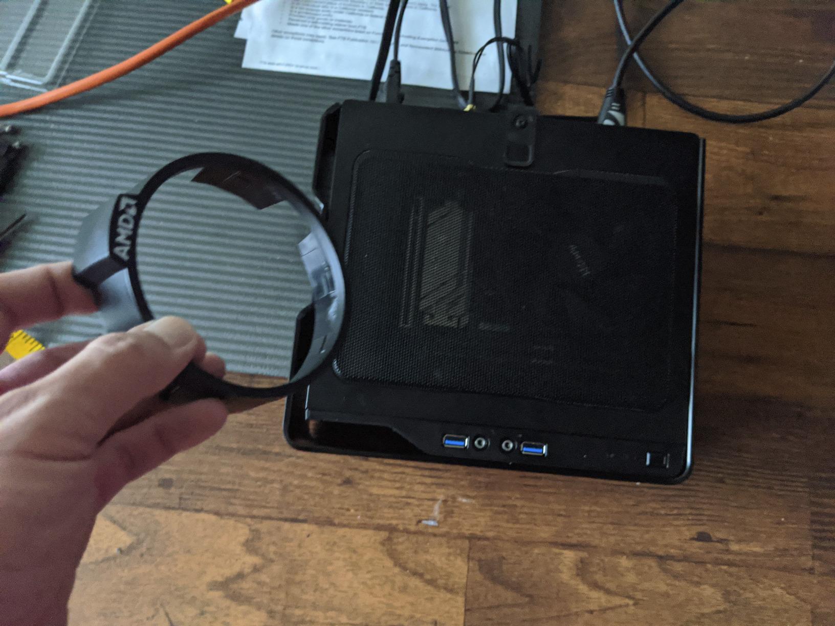 AMD Ryzen 3 3200G 4-core unlocked desktop processor with Radeon Graphics - Customer Photo 2