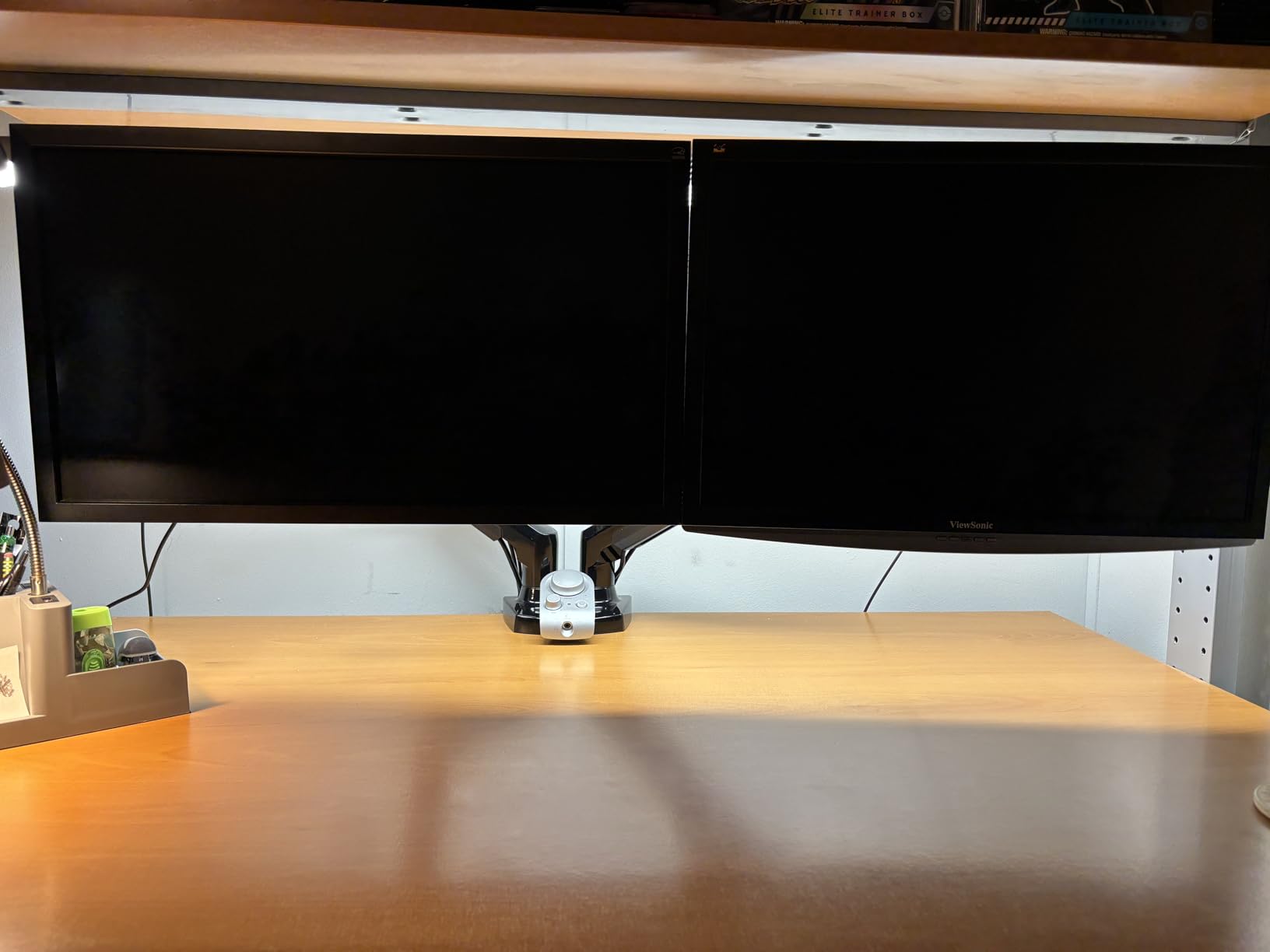 HUANUO Dual Monitor Stand - Full Adjustable Monitor Desk Mount Swivel Vesa Bracket with C Clamp, Grommet Mounting Base for 13 to 32 Inch Computer Screens - Each Arm Holds 4.4 to 19.8lbs Customer Review HUANUO Dual Monitor Stand - Full Adjustable Monitor Desk Mount Swivel Vesa Bracket with C Clamp, Grommet Mounting Base for 13 to 32 Inch Computer Screens - Each Arm Holds 4.4 to 19.8lbs - Customer Photo 5