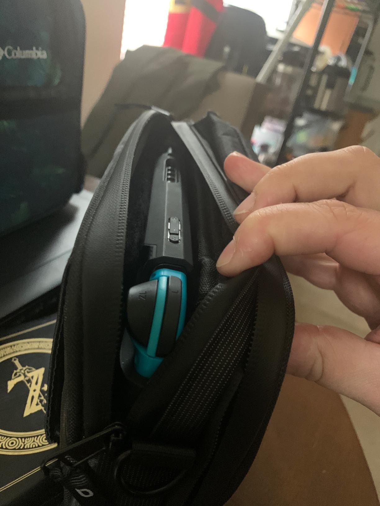 Mumba Dockable Case for Nintendo Switch, [Blade Series] TPU Grip Protective Cover Case Compatible with Nintendo Switch Console and Joy-Con Controller (Black) - Customer Photo 2