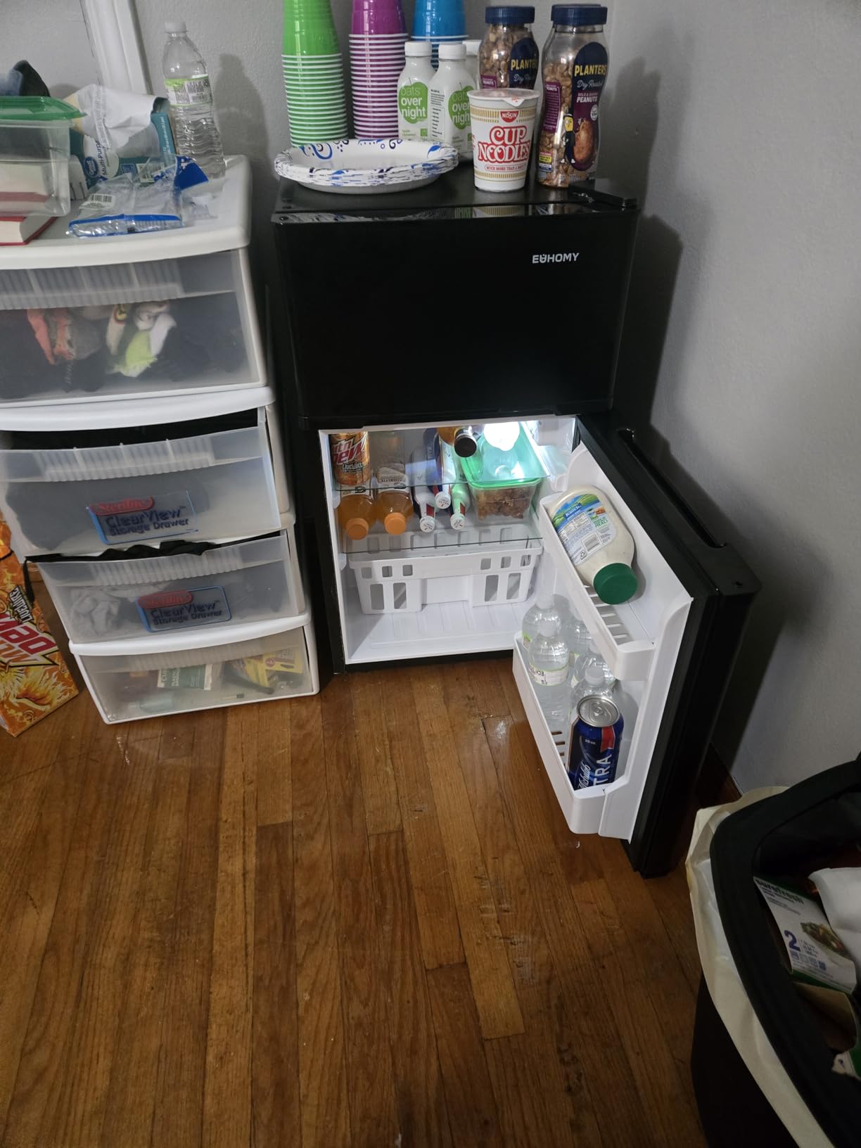 EUHOMY Mini Fridge with Freezer, 3.2 Cu.Ft Mini Refrigerator fridge, 2 door For Bedroom/Dorm/Office/Apartment - Food Storage or Cooling drinks, Silver Customer Review EUHOMY Mini Fridge with Freezer, 3.2 Cu.Ft Mini Refrigerator fridge, 2 door For Bedroom/Dorm/Office/Apartment - Food Storage or Cooling drinks, Silver - Customer Photo 1