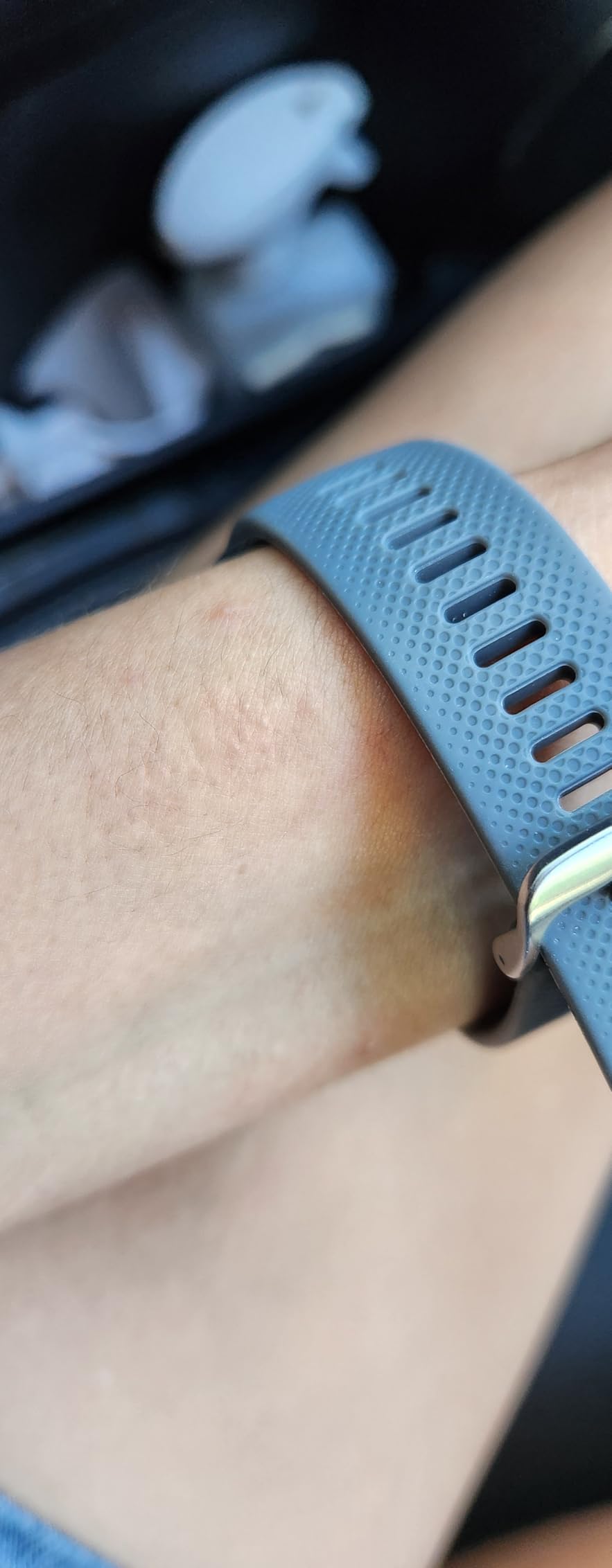 Garmin Swim 2, GPS Swimming Smartwatch for Pool and Open Water, Underwater Heart Rate, Records Distance, Pace, Stroke Count and Type, White - Customer Photo 1