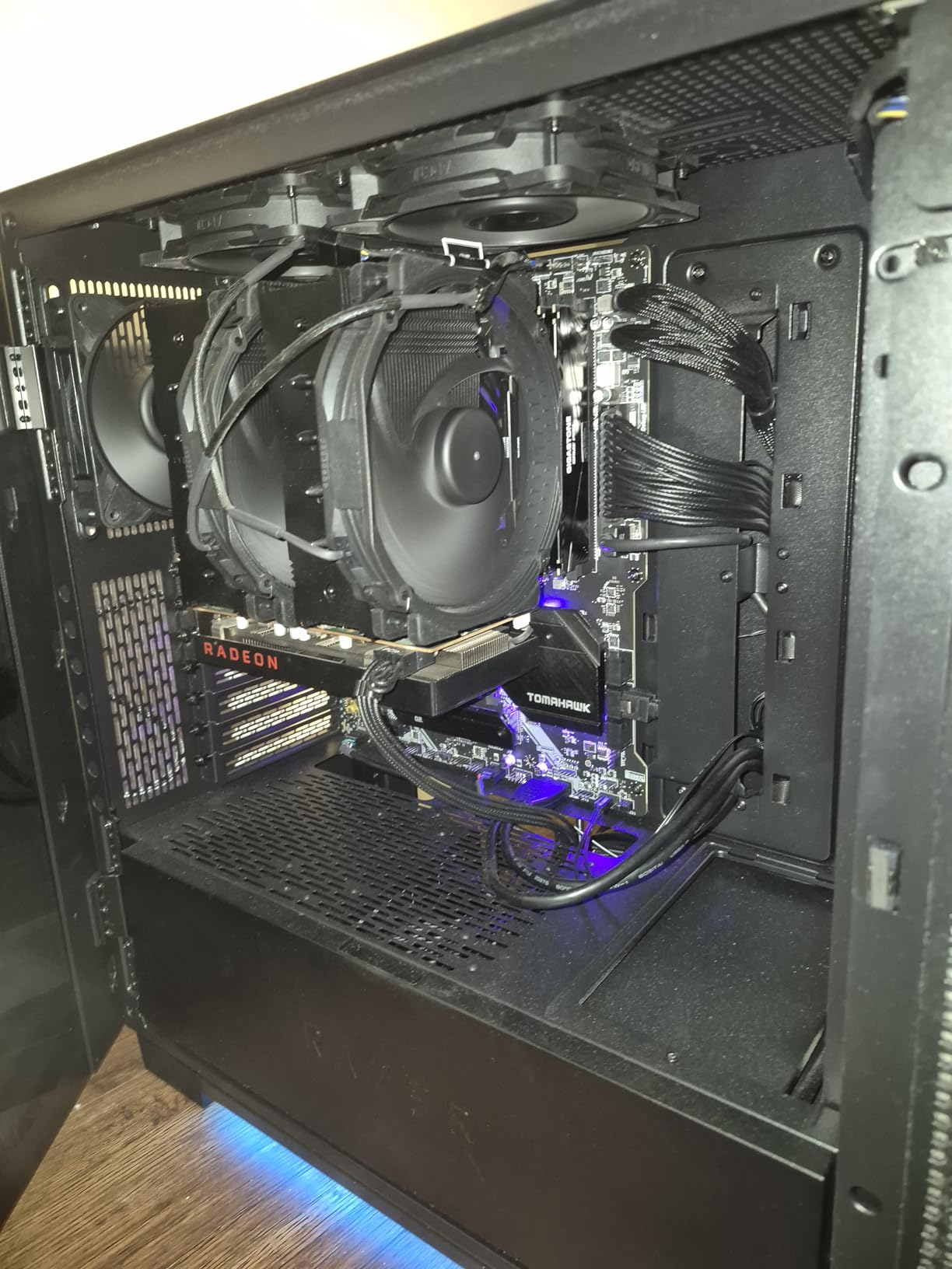 Noctua NH-D15 chromax.Black, Dual-Tower CPU Cooler (140mm, Black) - Customer Photo 4