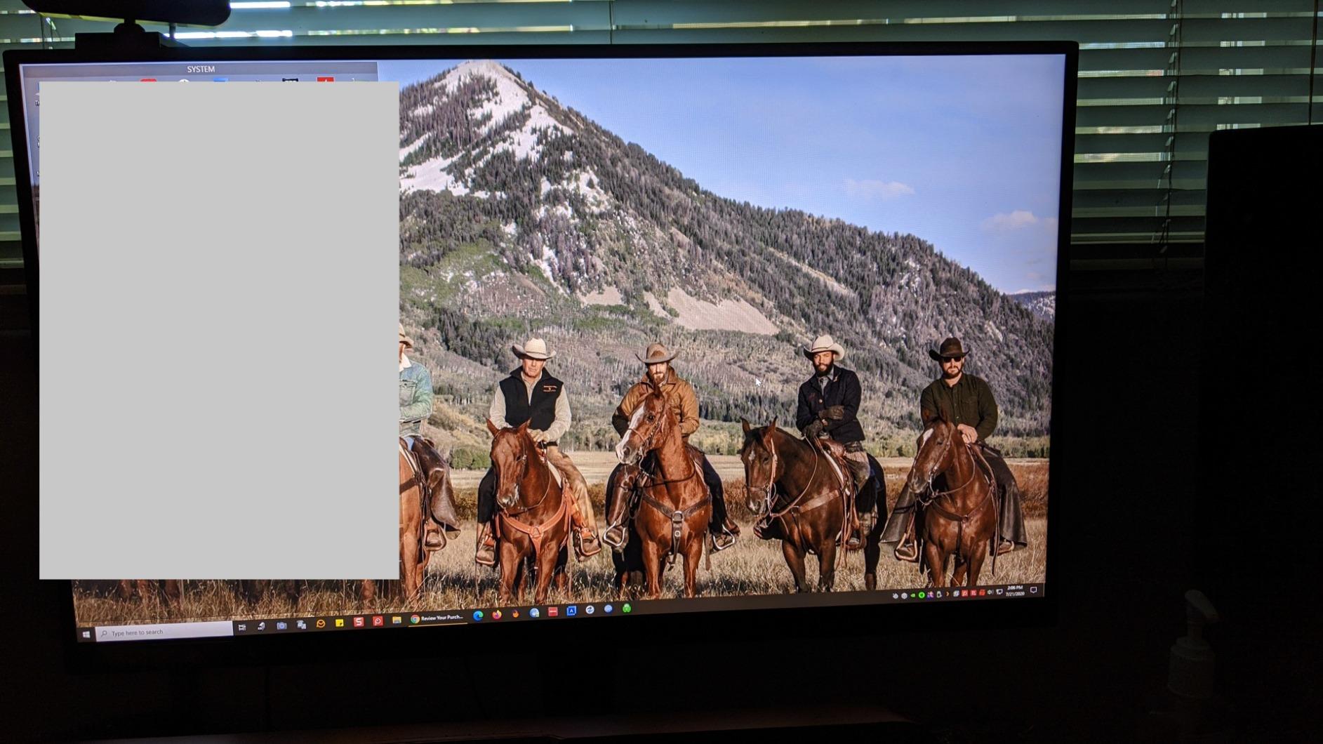 LG UltraGear QHD 27-Inch Gaming Monitor 27GL83A-B - IPS 1ms (GtG), with HDR 10 Compatibility, NVIDIA G-SYNC, and AMD FreeSync, 144Hz, Black - Customer Photo 5