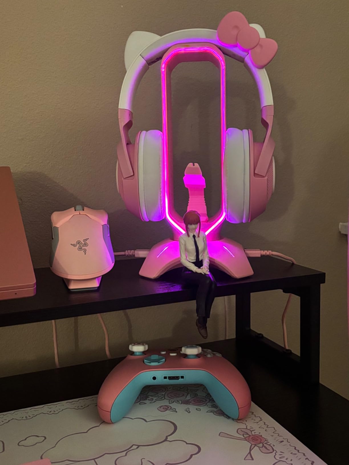 Tilted Nation Gaming Headset Stand | RGB Headphone Stand for Desk with Mouse Bungee and USB Hub (Cool and Clean Setup) Gaming Headset Holder - Perfect Gamer Gift Accessory Customer Review Tilted Nation Gaming Headset Stand | RGB Headphone Stand for Desk with Mouse Bungee and USB Hub (Cool and Clean Setup) Gaming Headset Holder - Perfect Gamer Gift Accessory - Customer Photo 2