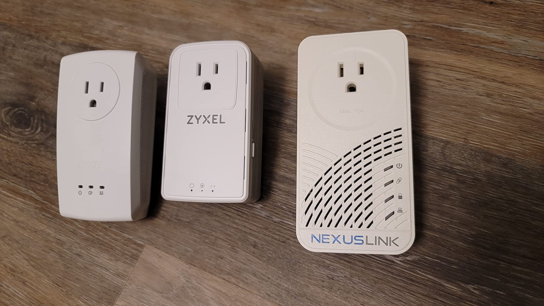 Zyxel G.hn 2400 Powerline Ethernet Adapter Starter Kit | Pass-Thru Power | Plug & Play | MIMO | Next-Gen G.hn | Gigabit Ethernet | Ideal for Smart TVs, On-Line Games, 8K Streaming | PLA6456KIT - Customer Photo 1