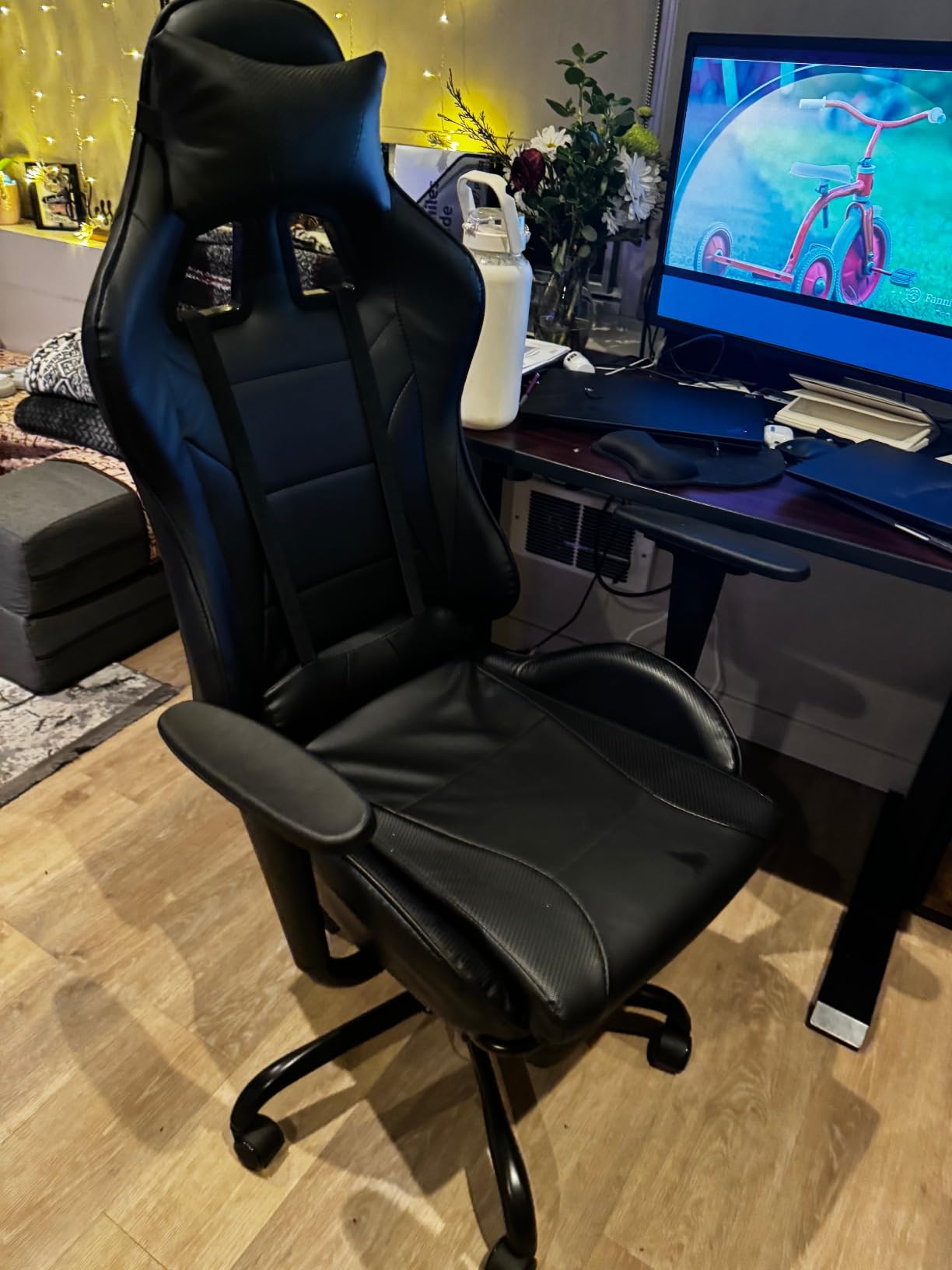 Homall Gaming Chairs, Computer Chair with Footrest and Massage Lumbar Support, Height Adjustable Game Chair with Headrest and Swivel Seat (Black) Customer Review Homall Gaming Chairs, Computer Chair with Footrest and Massage Lumbar Support, Height Adjustable Game Chair with Headrest and Swivel Seat (Black) - Customer Photo 2