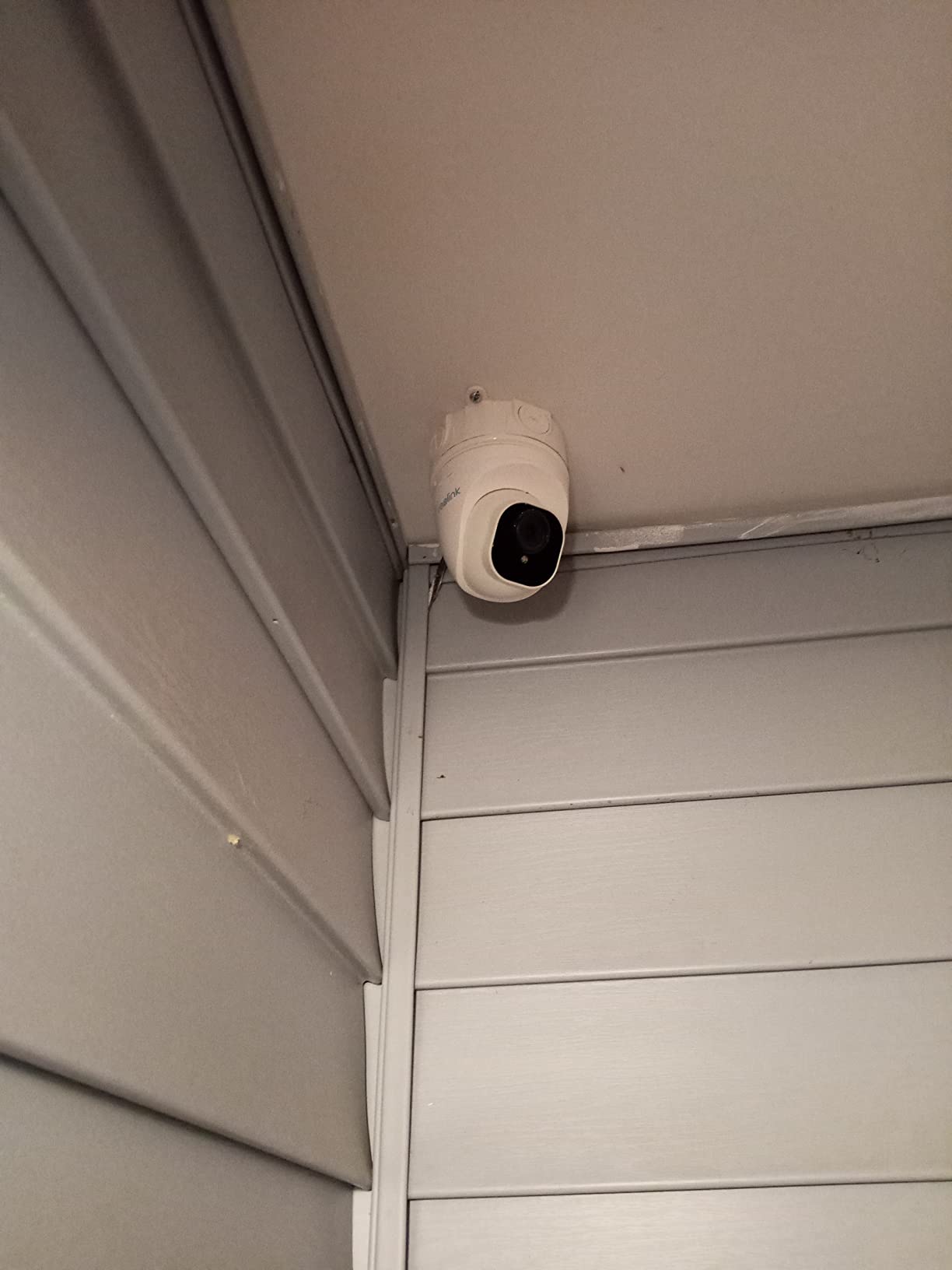 REOLINK 4K Security Camera System, 4pcs H.265 PoE Wired Turret Cameras with Person Vehicle Detection, 4K/8MP 8CH NVR with 2TB HDD for 24-7 Recording, RLK8-800D4 - Customer Photo 2