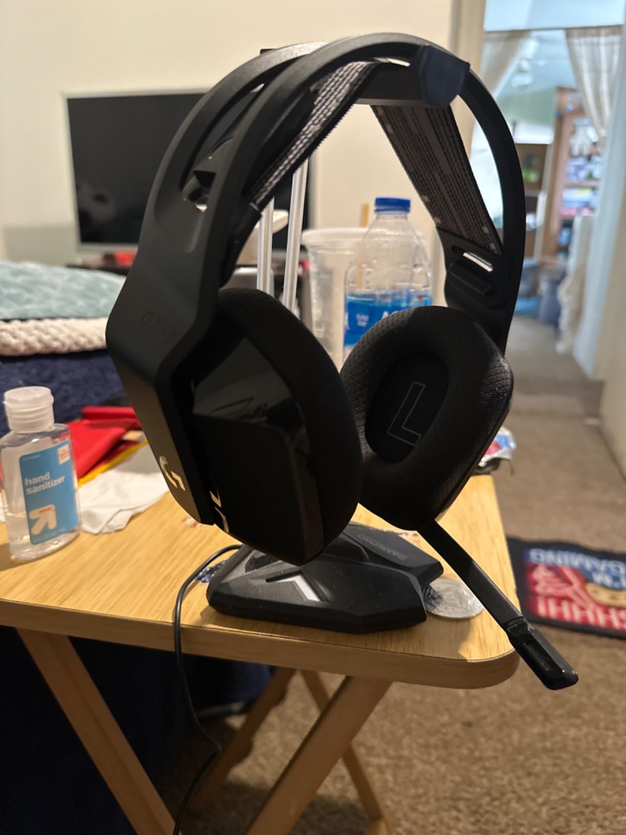 Logitech G733 Lightspeed Wireless Gaming Headset, Suspension Headband, Lightsync RGB, Blue VO!CE Mic, PRO-G Audio – Black, Gaming Headset Wireless, PC, PS5, PS4, Switch Compatible - Customer Photo 3