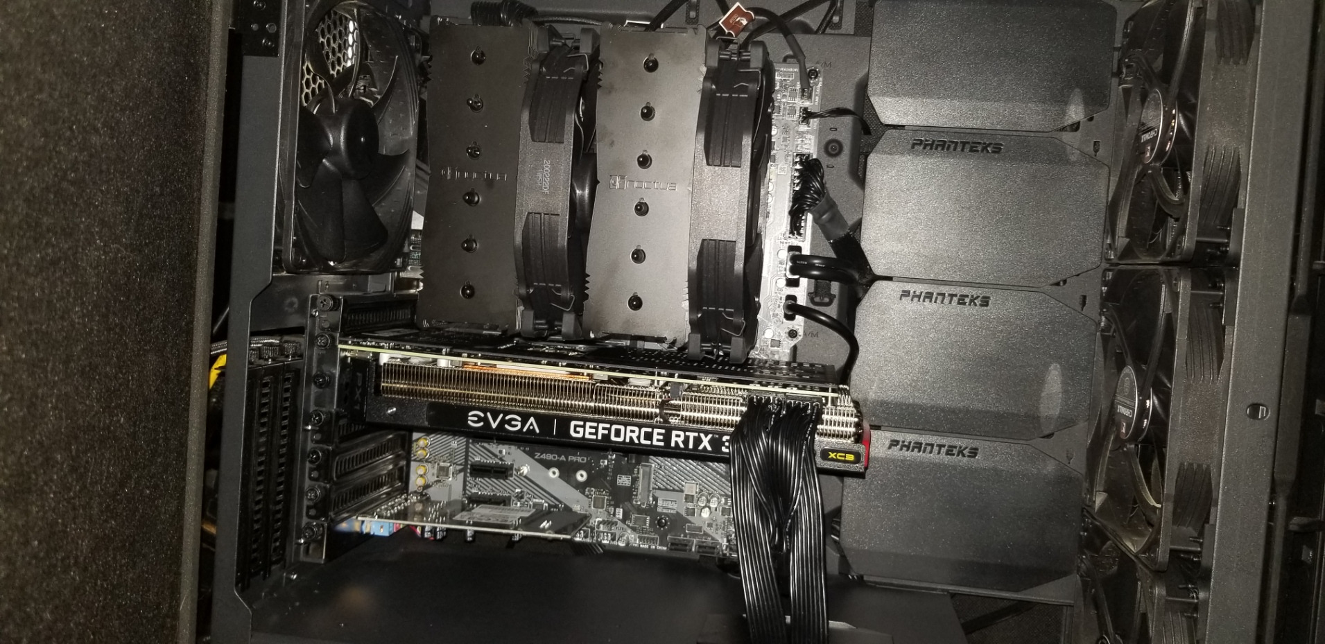 Intel Core i7-10700K Desktop Processor 8 Cores up to 5.1 GHz Unlocked LGA1200 (Intel 400 Series Chipset) 125W (BX8070110700K) - Customer Photo 2