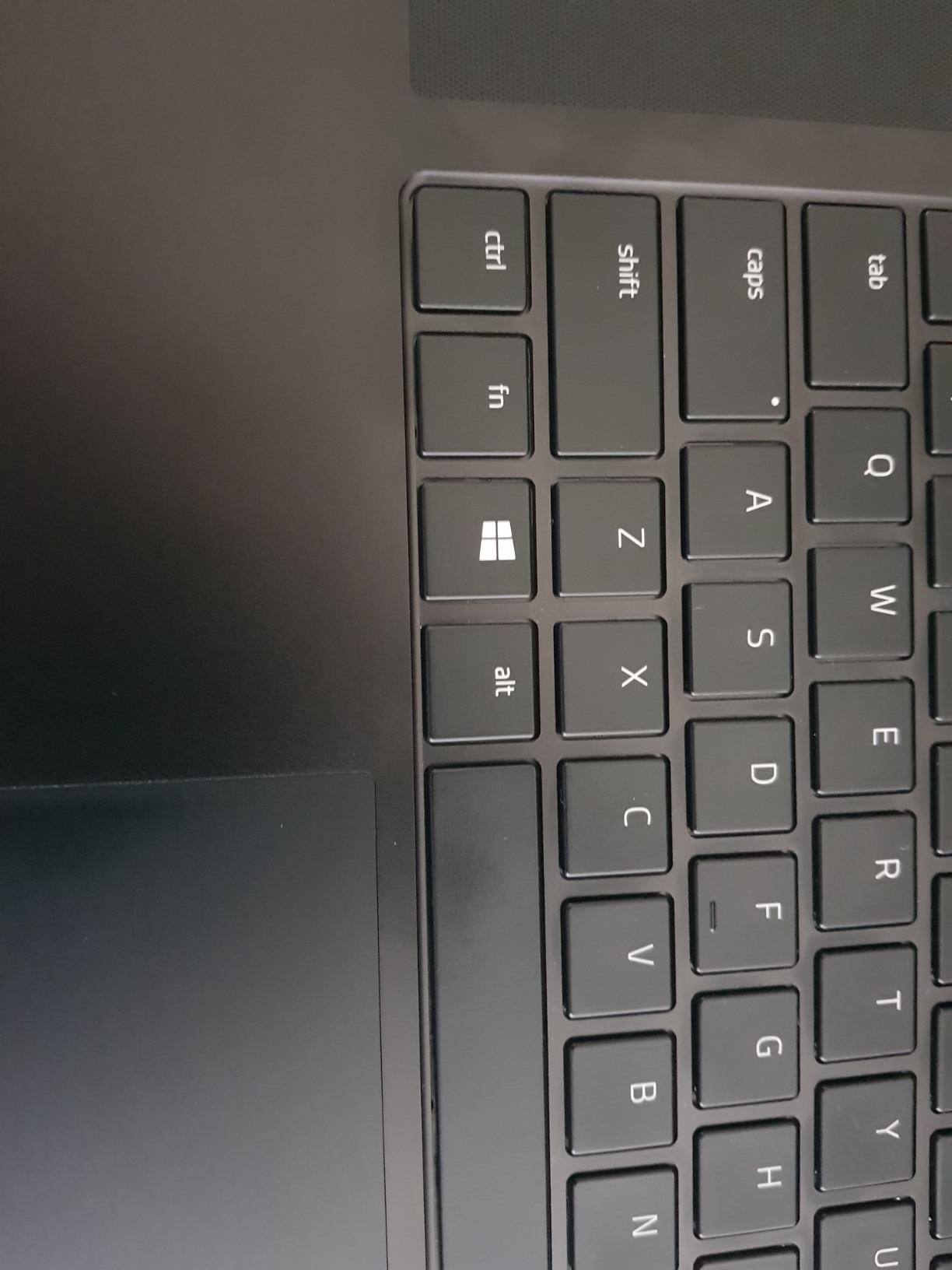 Razer Blade Pro 17 Gaming Laptop 2020: Intel Core i7-10875H 8-Core, NVIDIA GeForce RTX 2080 Super, 17.3