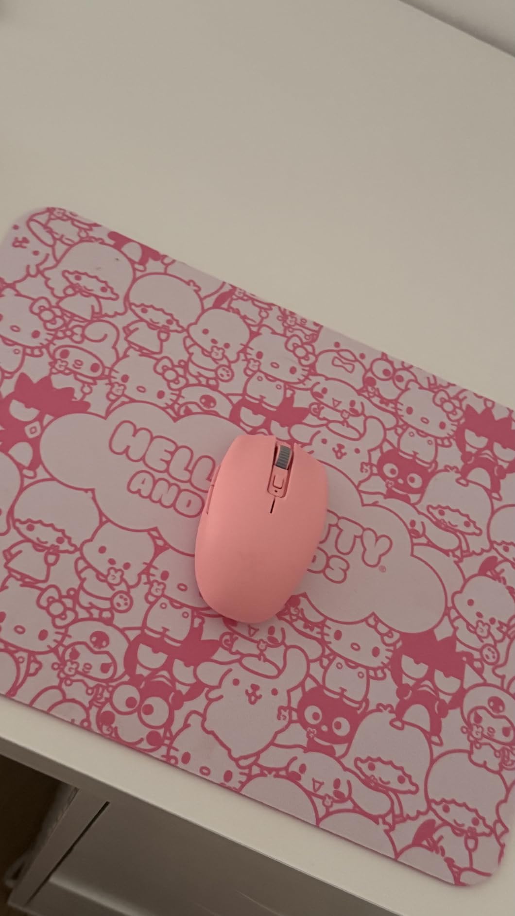 Razer Gigantus V2 Cloth Gaming Mouse Pad (XXL): Thick, High-Density Foam - Non-Slip Base - Classic Black Customer Review Razer Gigantus V2 Cloth Gaming Mouse Pad (XXL): Thick, High-Density Foam - Non-Slip Base - Classic Black - Customer Photo 2