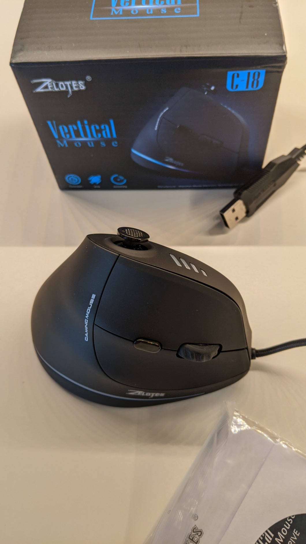 zelotes Wired Gaming Mouse with Joystick,10000DPI,11 Programmable Buttons,RGB,USB Optical Corded Vertical Ergonomic Mouse,Mice for Laptop,PC,Mac,Black - Customer Photo 1