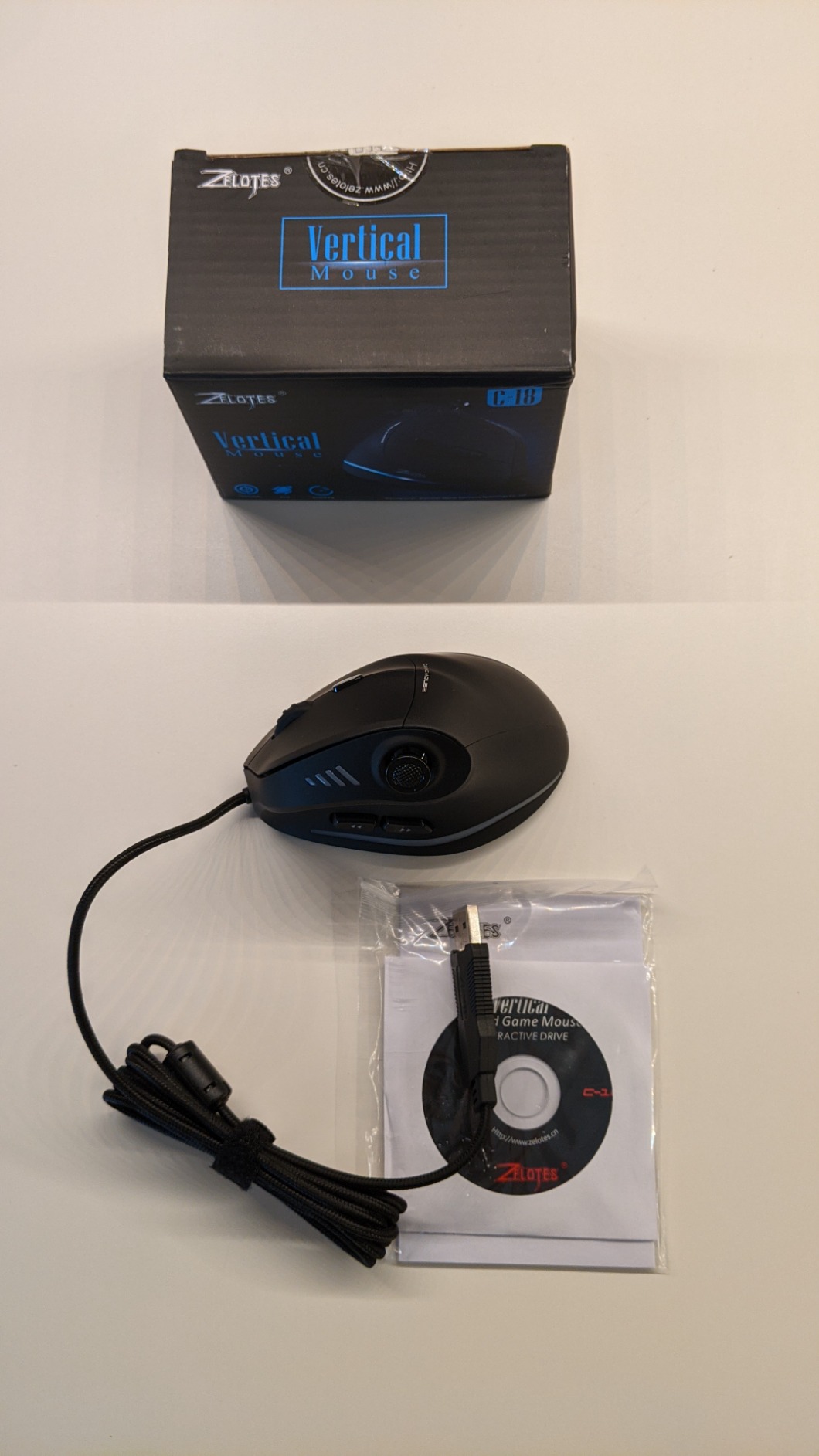 zelotes Wired Gaming Mouse with Joystick,10000DPI,11 Programmable Buttons,RGB,USB Optical Corded Vertical Ergonomic Mouse,Mice for Laptop,PC,Mac,Black - Customer Photo 2