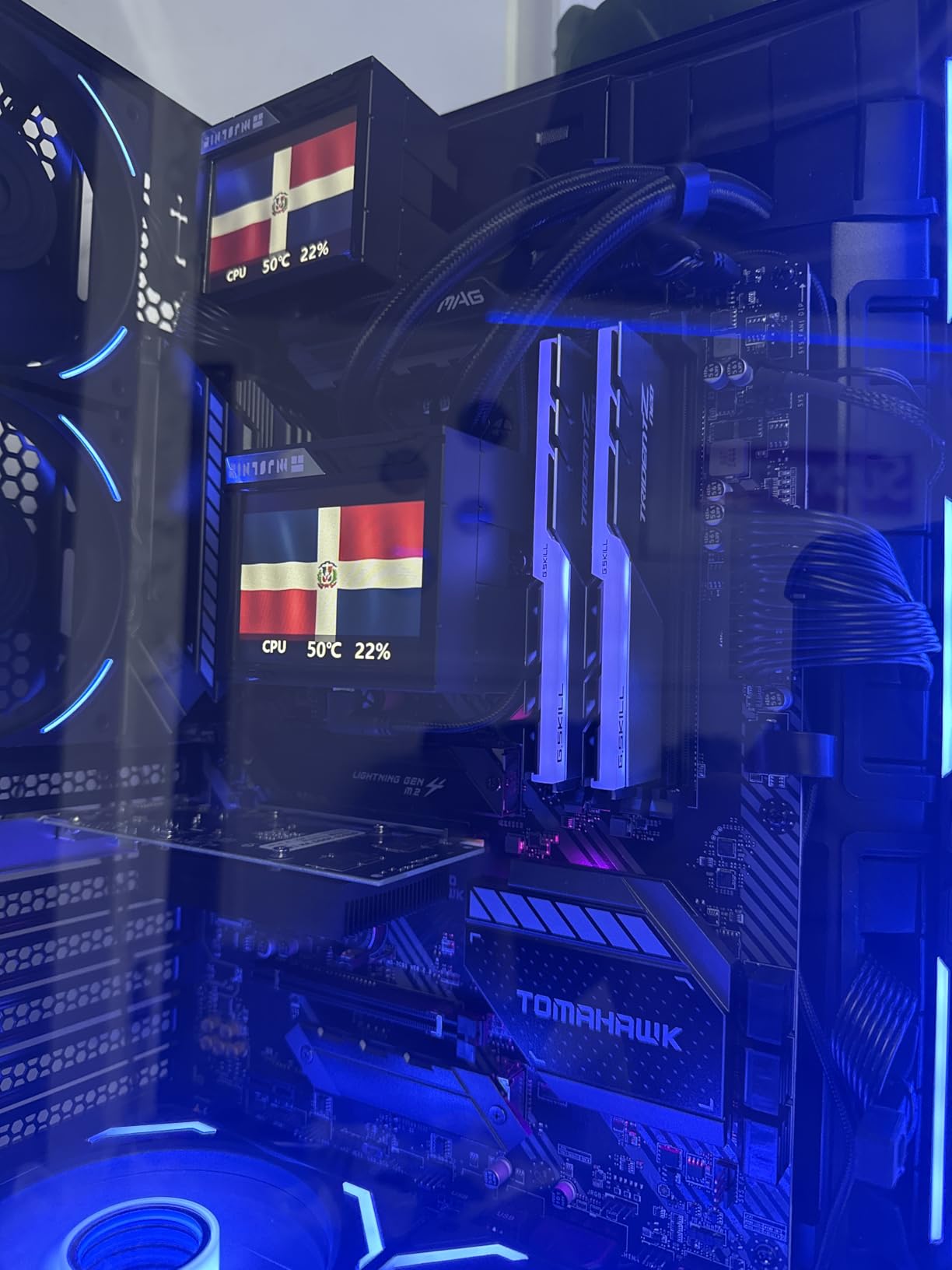 MSI MAG B550 TOMAHAWK Gaming Motherboard (AMD AM4, DDR4, PCIe 4.0, SATA 6Gb/s, M.2, USB 3.2 Gen 2, HDMI/DP, ATX, AMD Ryzen 5000 Series processors) Customer Review MSI MAG B550 TOMAHAWK Gaming Motherboard (AMD AM4, DDR4, PCIe 4.0, SATA 6Gb/s, M.2, USB 3.2 Gen 2, HDMI/DP, ATX, AMD Ryzen 5000 Series processors) - Customer Photo 1