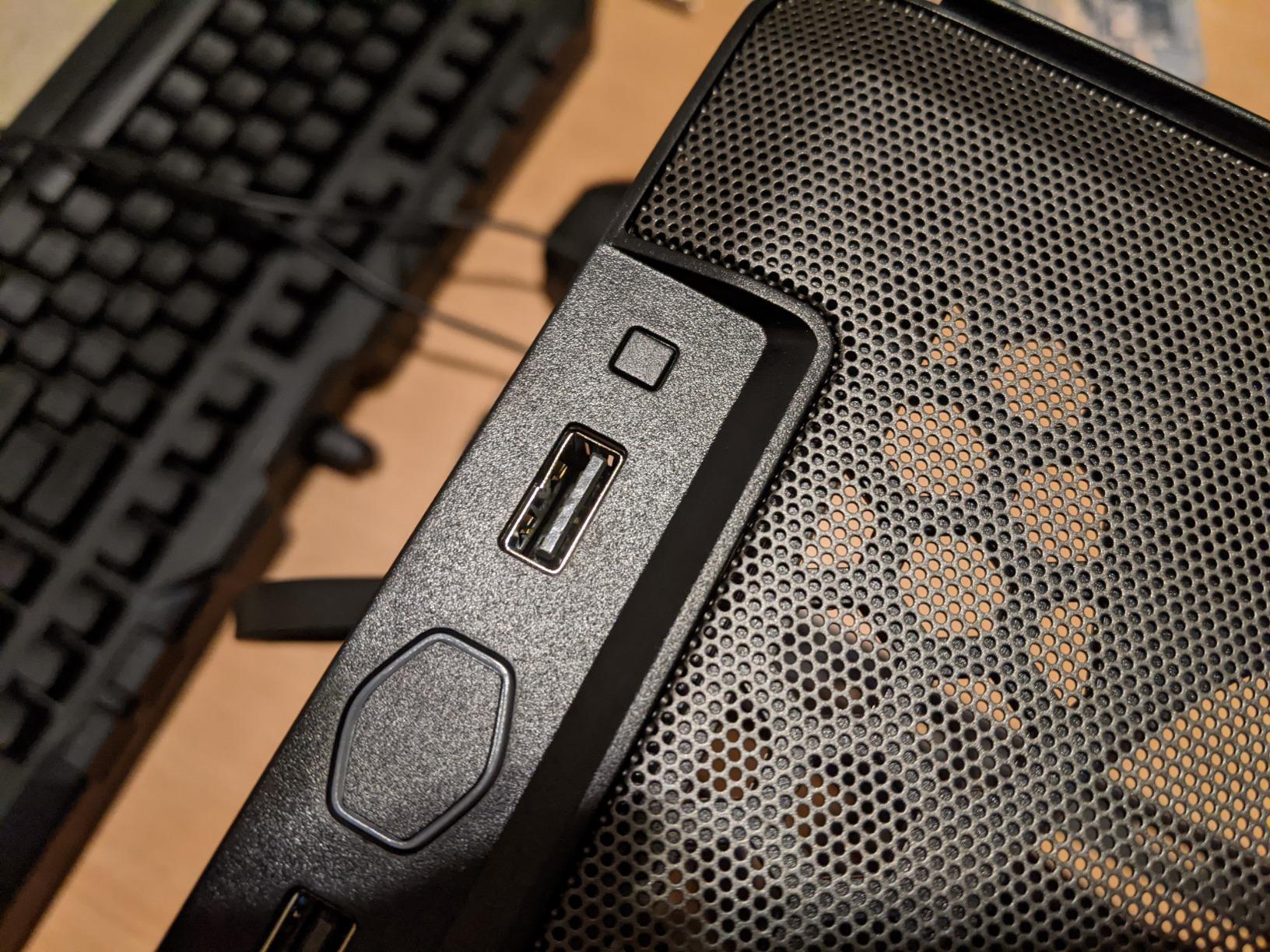 Cooler Master NR200 Mini-ITX PC Case Ready, Horizontal GPU Mount, Designed Ready Nvidia RTX 5070 Ti | AMD RX 9070 XT, SFX PSU – Ready to Install, Airflow Up To 6 Fans, Vented Panels, DIY - Customer Photo 1