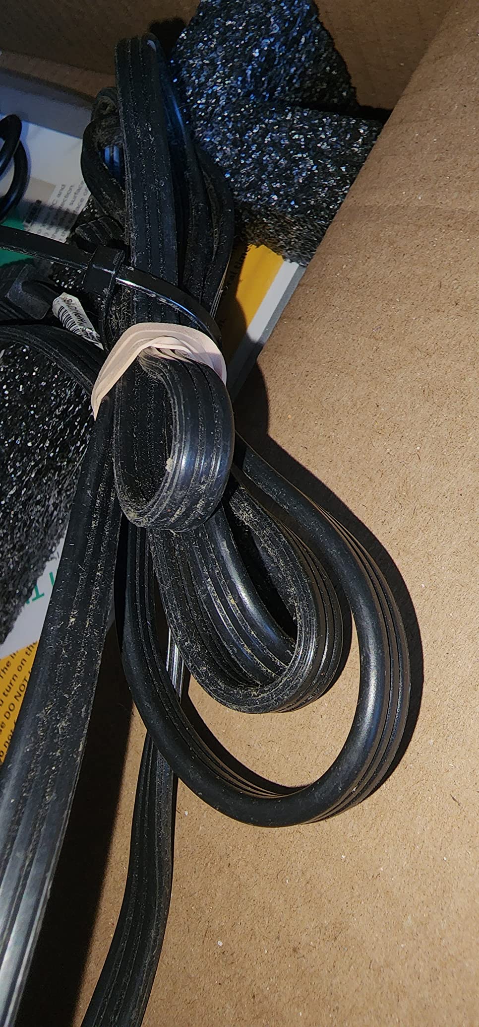 HP Elitebook 840 G5 Laptop Intel Core i7 1.80 GHz 16Gb Ram 512GB SSD Windows 10 Pro-64 (Renewed) - Customer Photo 2