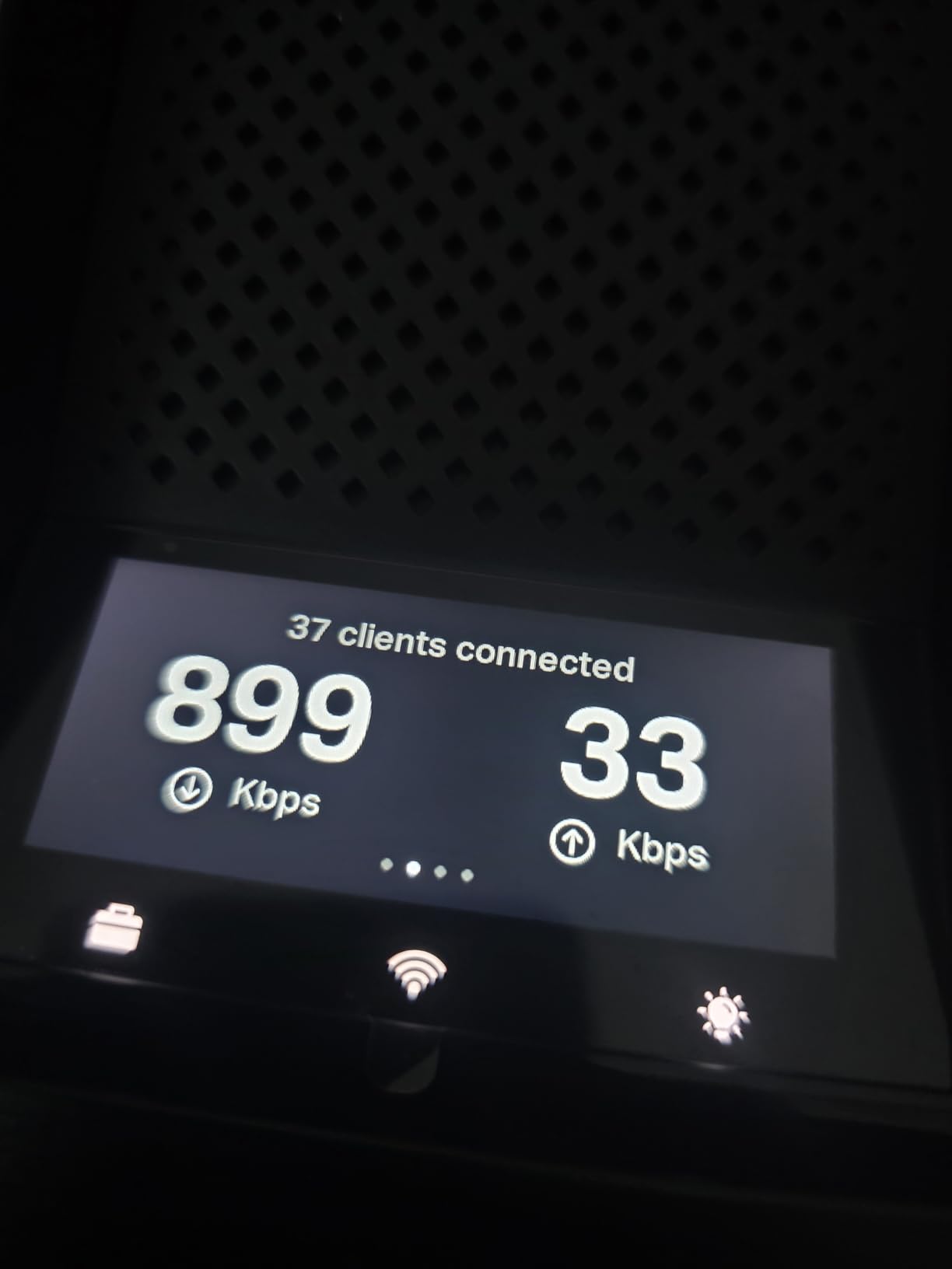 TP-Link AC1900 Smart WiFi Router (Archer A8) -High Speed MU-MIMO Wireless Router, Dual Band Router for Wireless Internet, Gigabit, Supports Guest WiFi Customer Review TP-Link AC1900 Smart WiFi Router (Archer A8) -High Speed MU-MIMO Wireless Router, Dual Band Router for Wireless Internet, Gigabit, Supports Guest WiFi - Customer Photo 2