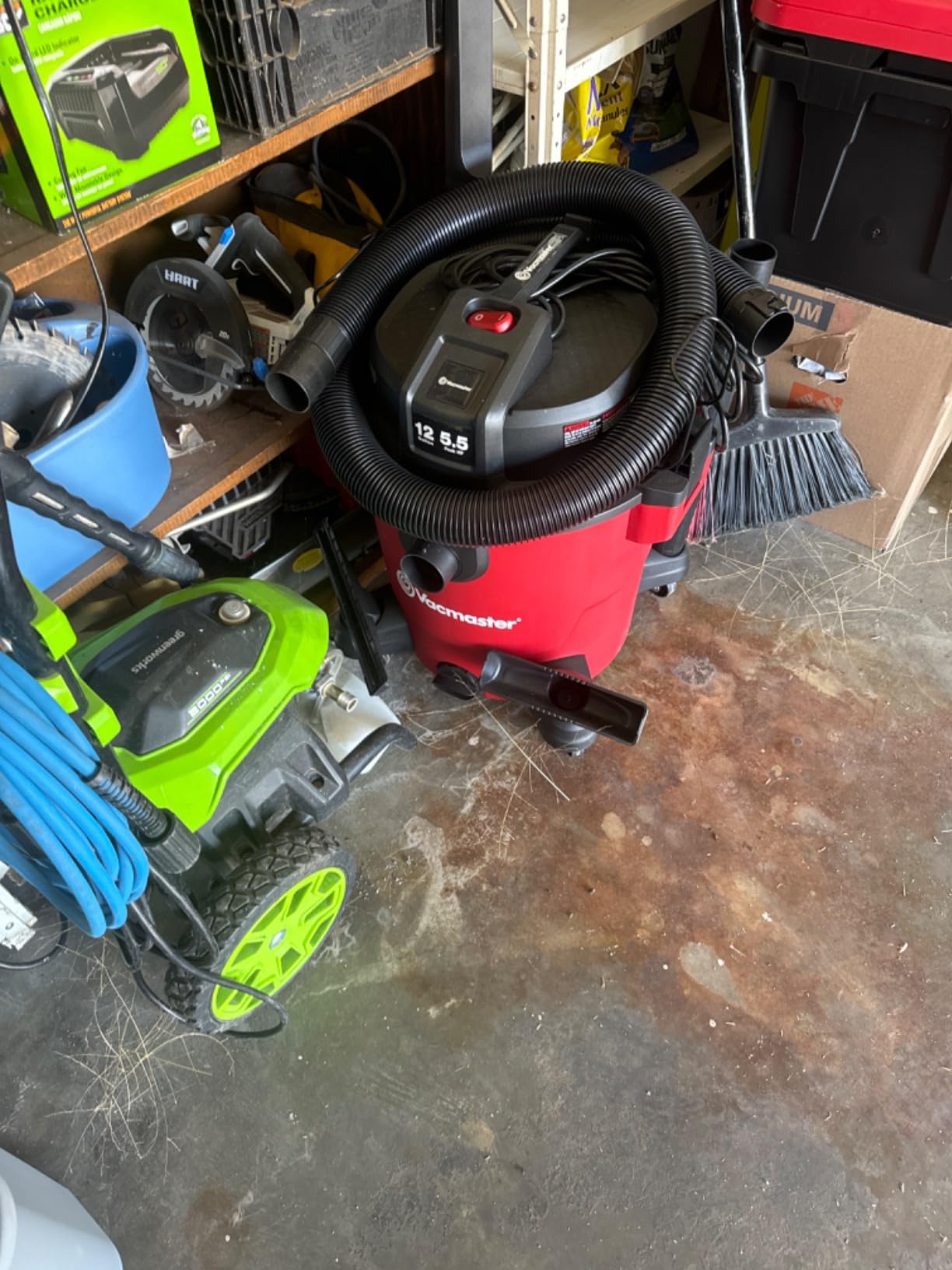 Vacmaster 12-Gallon 5.5 Peak HP Heavy-Duty Wet/Dry Vacuum - VJH1211PF 1101 Customer Review Vacmaster 12-Gallon 5.5 Peak HP Heavy-Duty Wet/Dry Vacuum - VJH1211PF 1101 - Customer Photo 1