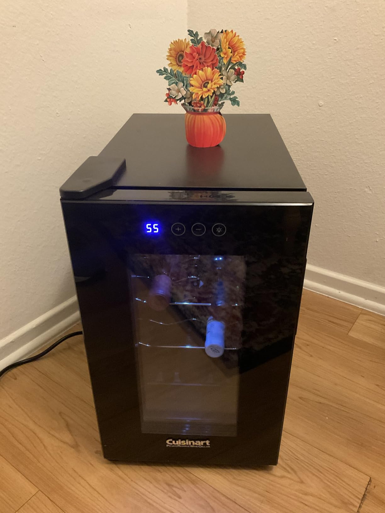 Cuisinart CWC-800CEN 8-Bottle Private Reserve Wine Cellar - Customer Photo 2