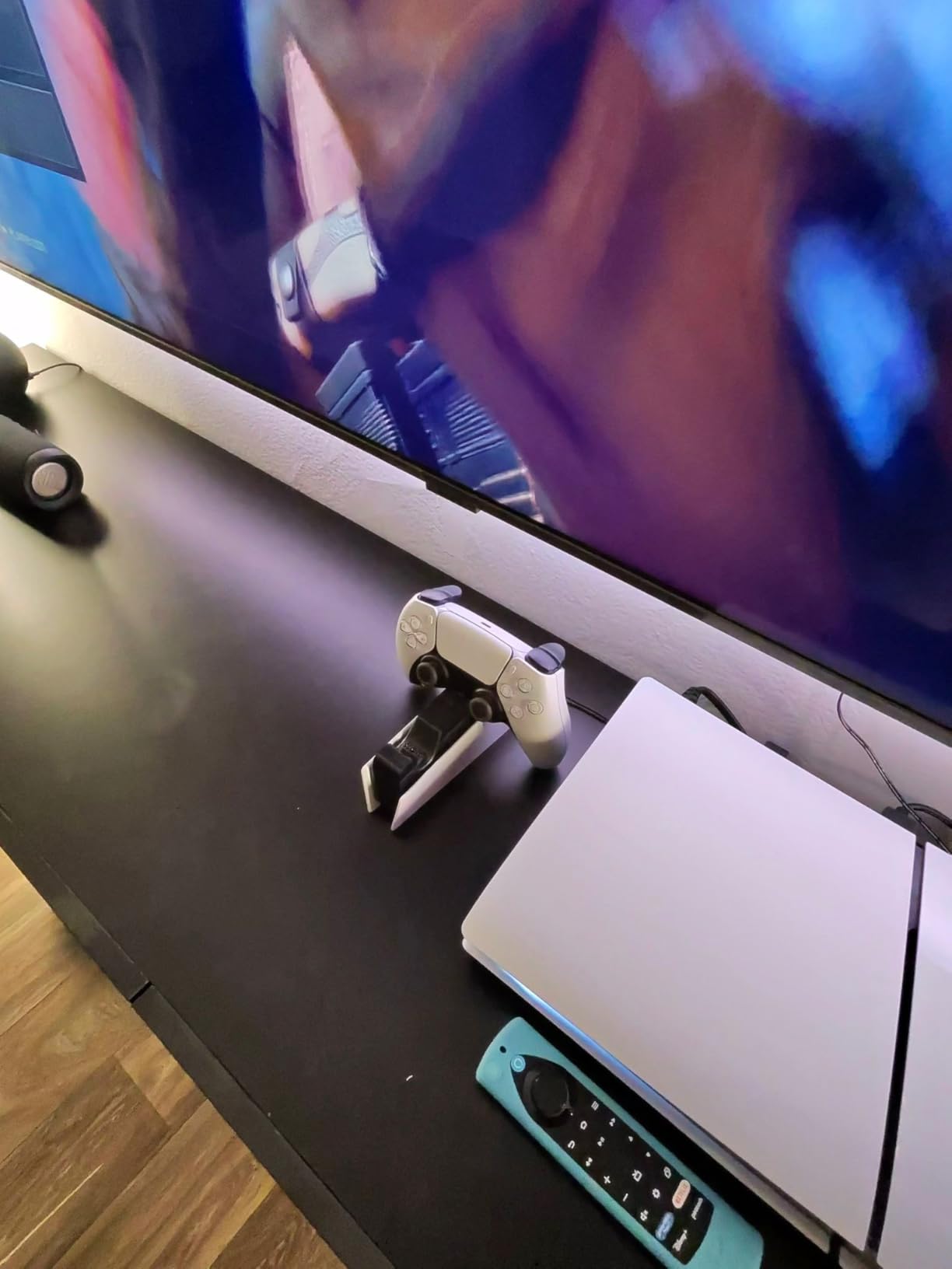 Playstation DualSense Charging Station Customer Review Playstation DualSense Charging Station - Customer Photo 1