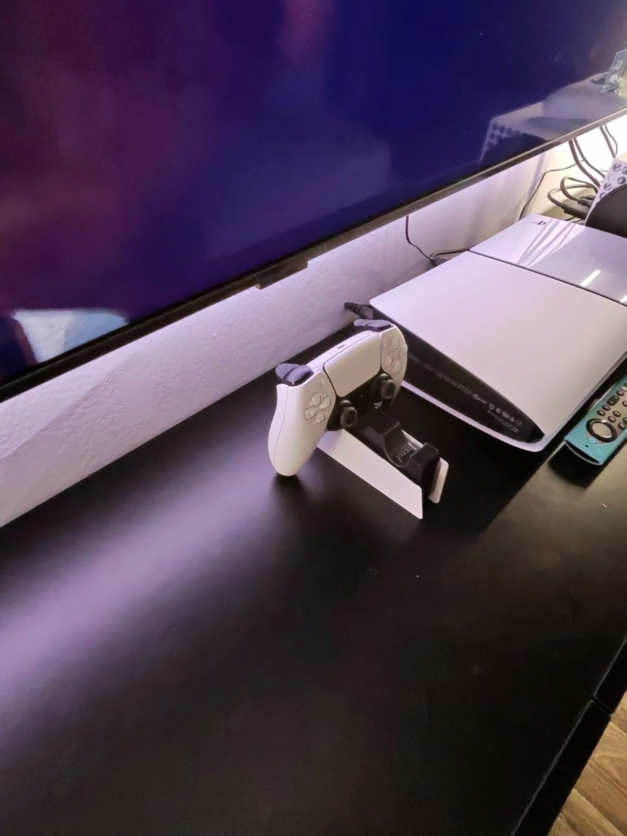 Playstation DualSense Charging Station Customer Review Playstation DualSense Charging Station - Customer Photo 2