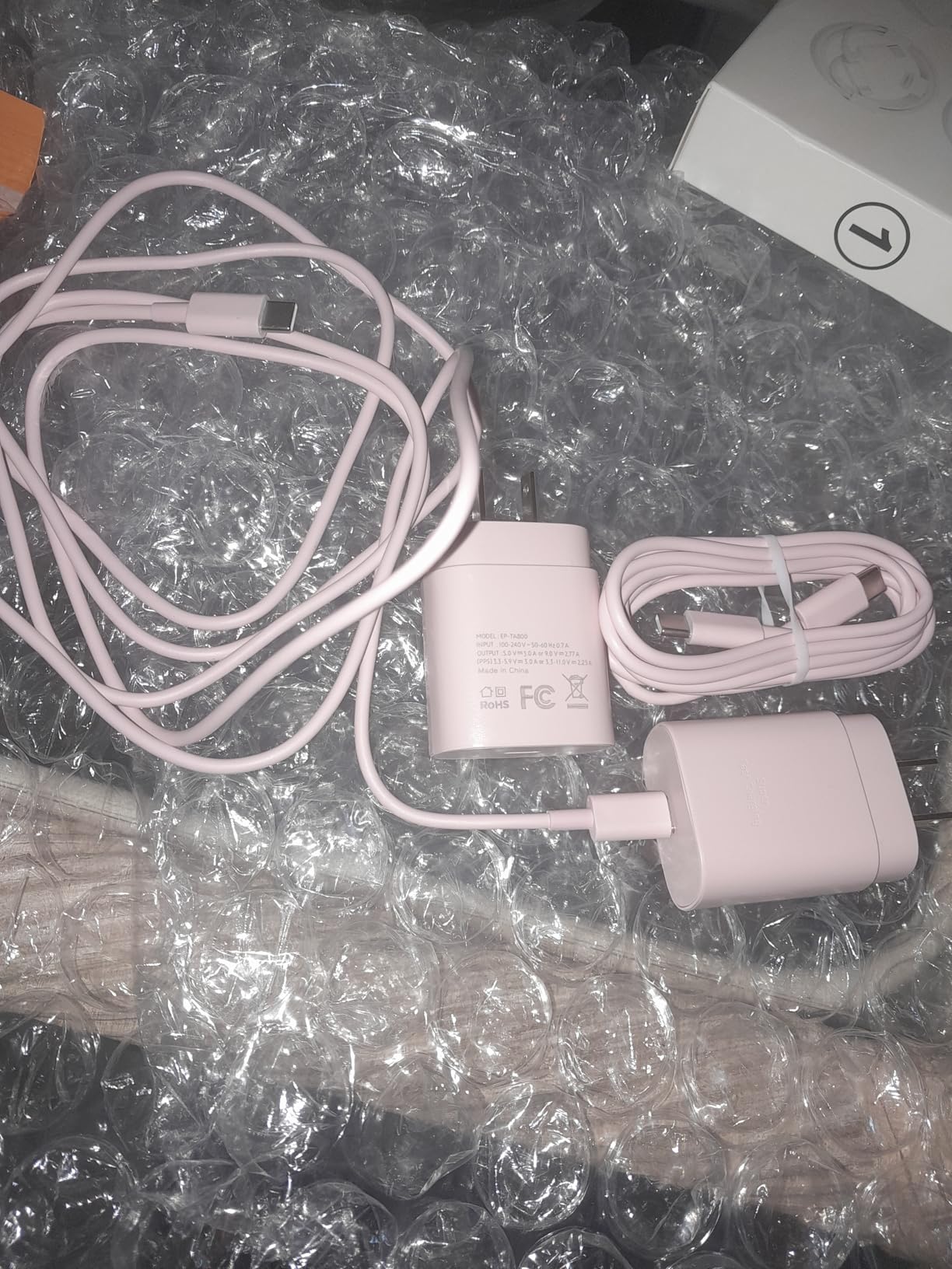 Type C Charger, 2-Pack 25W Type C Fast Charging Block with 6ft USB C Charger Cable Compatible with Galaxy S25 S24 S23 S22 S21+/Phone 16/16 Pro Max/15/15 Pro Max/15 Plus-Black Customer Review Type C Charger, 2-Pack 25W Type C Fast Charging Block with 6ft USB C Charger Cable Compatible with Galaxy S25 S24 S23 S22 S21+/Phone 16/16 Pro Max/15/15 Pro Max/15 Plus-Black - Customer Photo 1