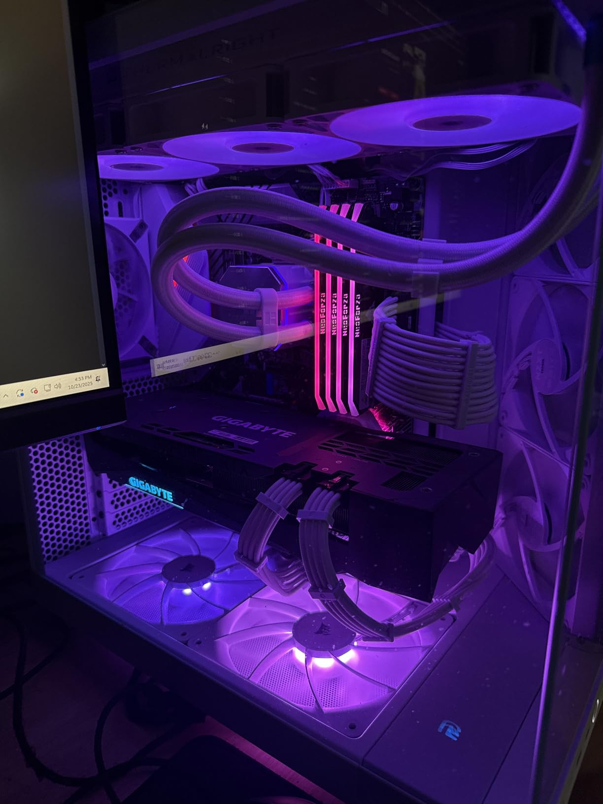 AsiaHorse 18AWG PSU Cable Extension Sleeved Custom Mod GPU PC Audio Video Power Supply Soft Braided Cables with Two Color Comb Kit 24P/8P to 6+2P/ 8P to 4+4P 30CM - Customer Photo 1