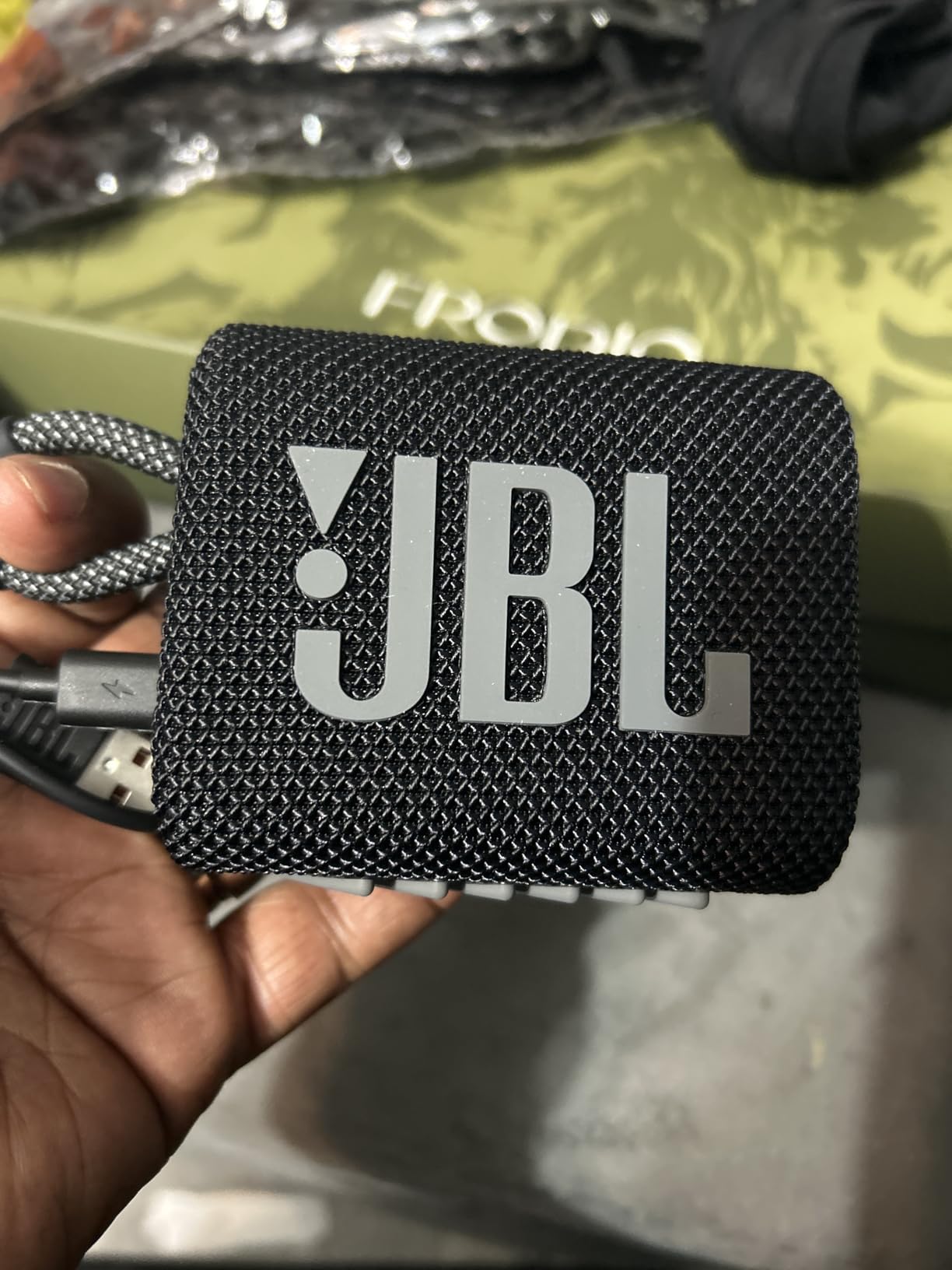 JBL Go 3 - Portable Mini Bluetooth Speaker, big audio and punchy bass, IP67 waterproof and dustproof, 5 hours of playtime, speaker for home, outdoor and travel (Black) - Customer Photo 2
