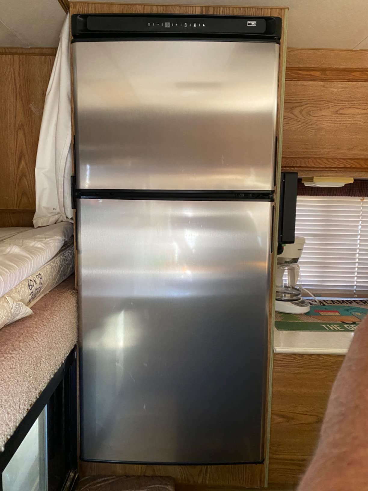 Norcold N8DCSSR Polar 8DC Compressor RV Refrigerator - 8 cu. ft., RH Customer Review Norcold N8DCSSR Polar 8DC Compressor RV Refrigerator - 8 cu. ft., RH - Customer Photo 2