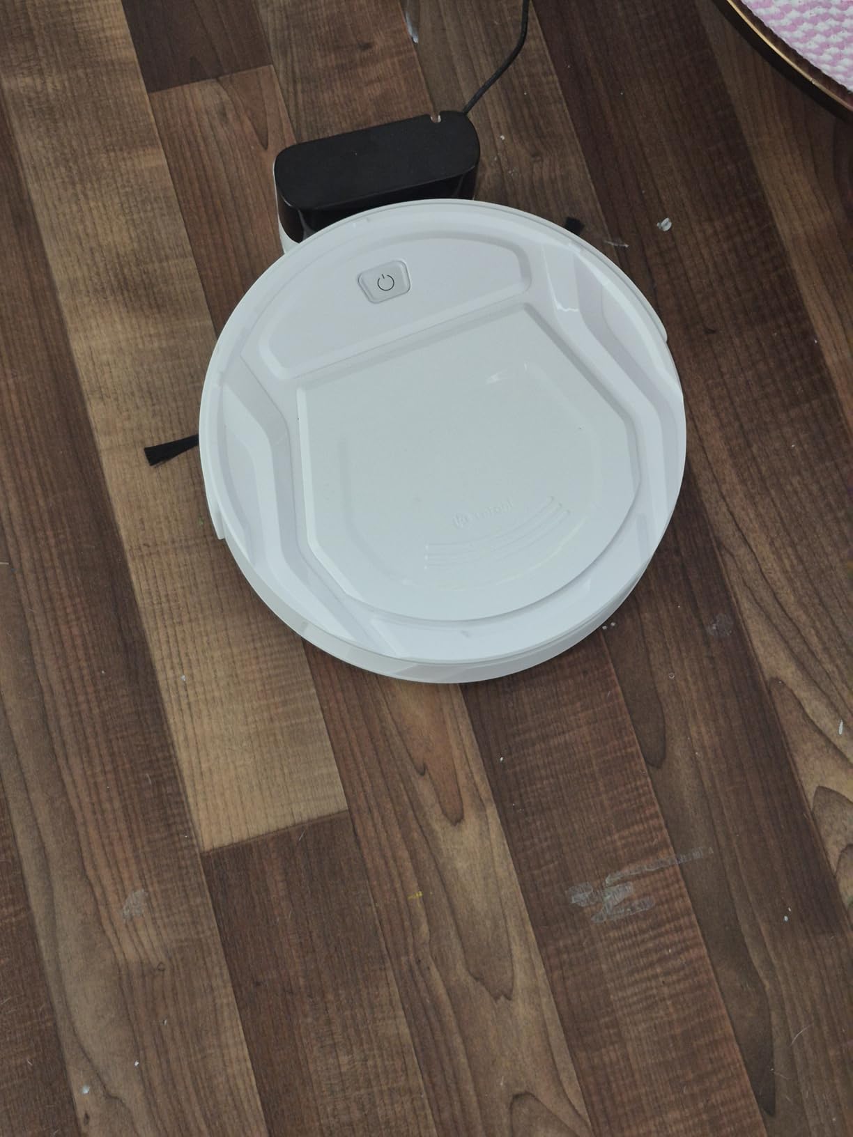 Lefant Robot Vacuum Cleaner, Strong Suction, 120 Mins Runtime, Slim, Low Noise, Automatic Self-Charging, Wi-Fi/App/Alexa Control, Ideal for Pet Hair Hard Floor and Daily Cleaning, M210 - Customer Photo 1