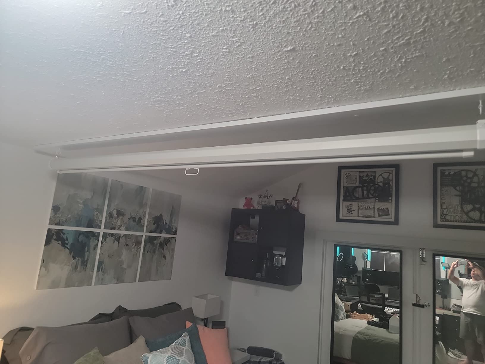 Pull-Down Green Screen Backdrop, 79