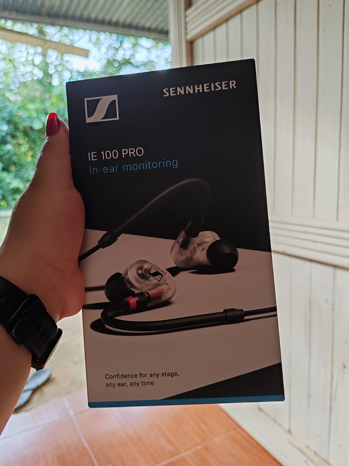 SENNHEISER In- Ear Audio Monitor, Clear, Wired (508941) - Customer Photo 3
