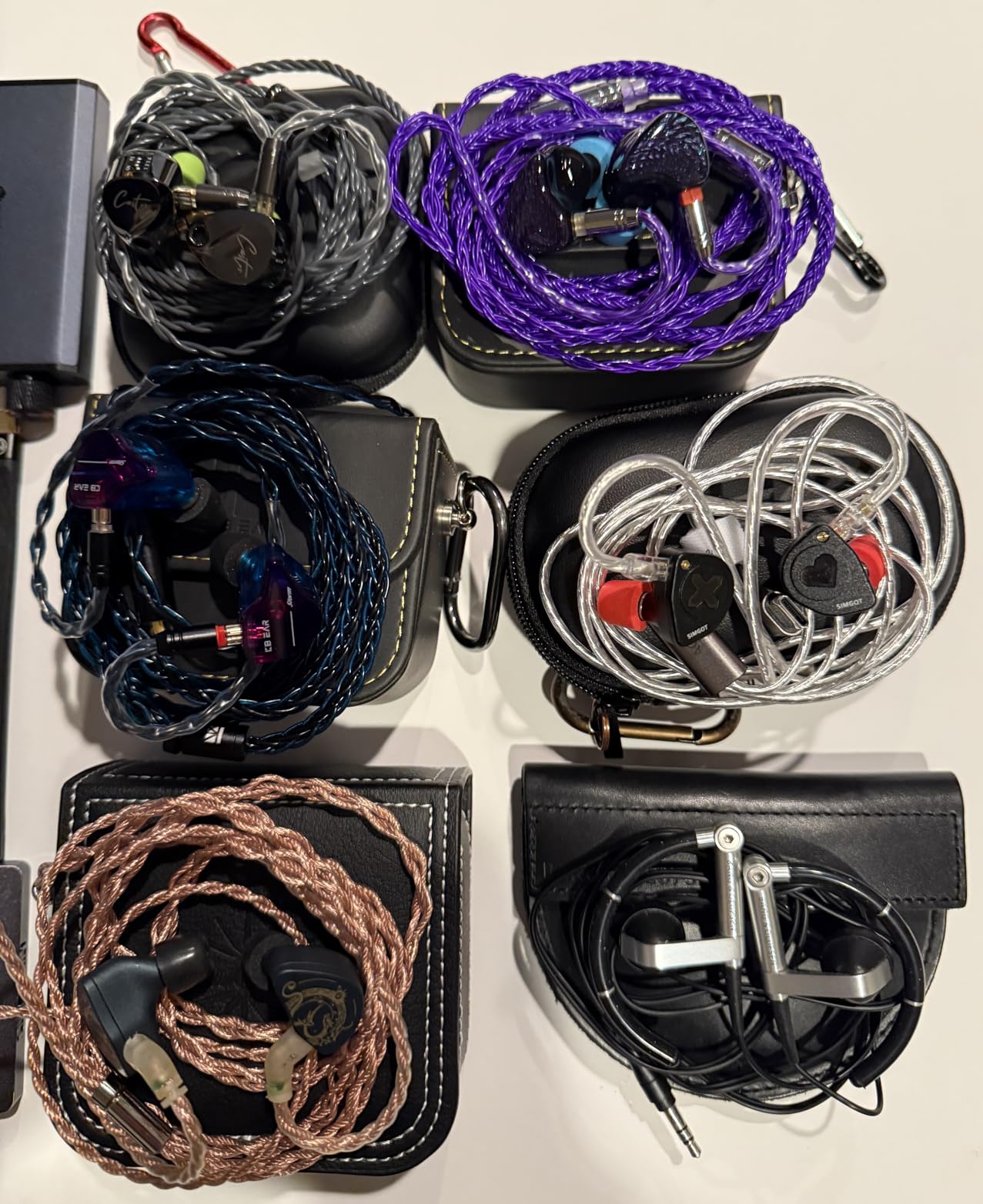 KBEAR KS1 Earphones in Ear Monitor Super Bass Wired Earbuds, Crystal Clear Sound IEM Headphones, High Resolution Noise Canceling Ear Monitors Headphone for Singers Musician Audifonos Auriculares - Customer Photo 1