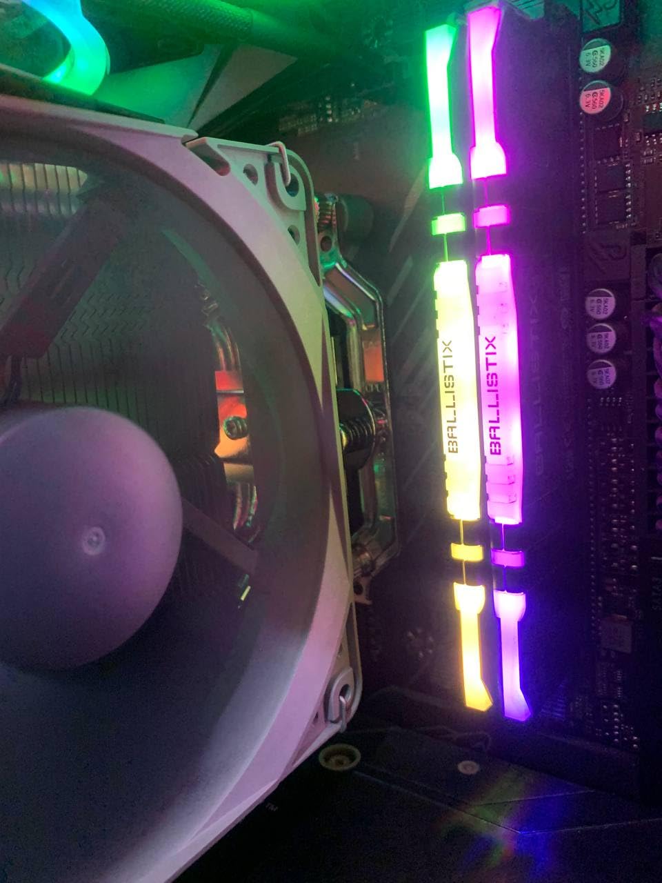 Noctua NH-U12S Redux, High Performance CPU Cooler with NF-P12 redux-1700 PWM 120mm Fan (Grey) - Customer Photo 3