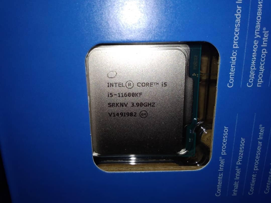 Intel® Core™ i5-11600KF Desktop Processor 6 Cores up to 4.9 GHz Unlocked LGA1200 (Intel® 500 Series & Select 400 Series Chipset) 125W - Customer Photo 1
