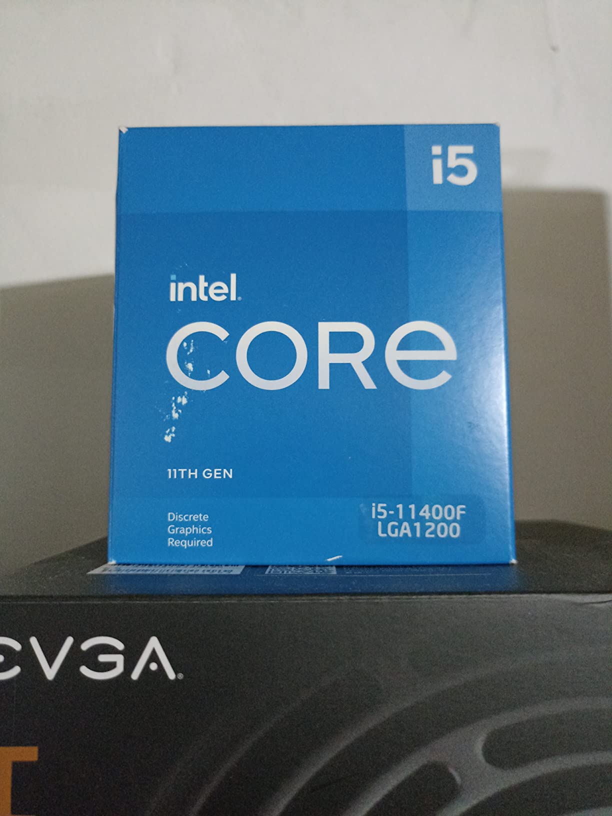 Intel® Core™ i5-11400F Desktop Processor 6 Cores up to 4.4 GHz LGA1200 (Intel® 500 Series & Select 400 Series chipset) 65W - Customer Photo 5