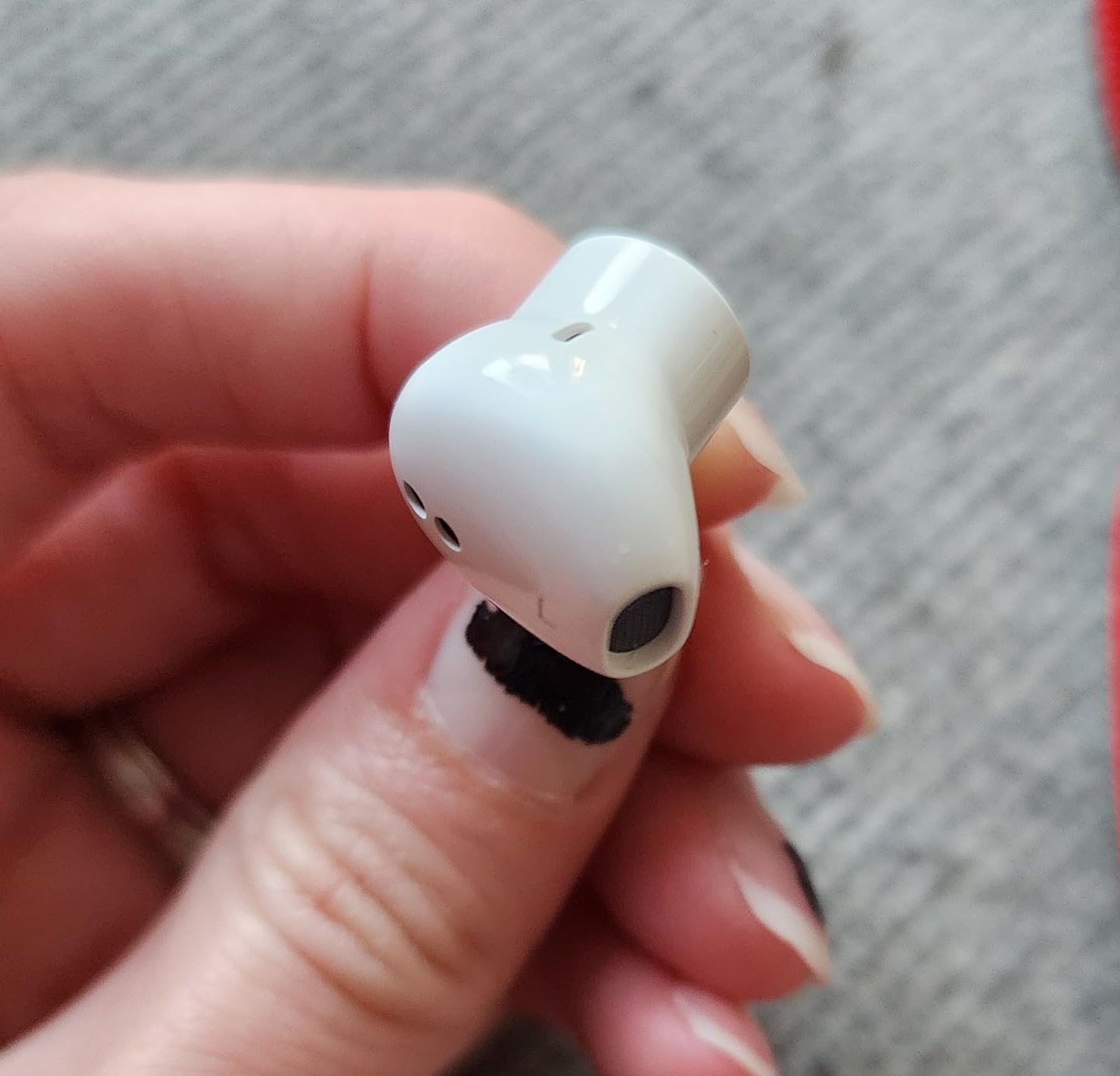 iMangoo USB C Headphones Type C Earphones for Samsung Galaxy S25 Ultra S24 Plus S23 S22 S21 S20 HiFi DAC Magnetic Wired Earbuds Microphone for iPhone 15 16 16e 17 Air for Apple Android Pixel 10 White - Customer Photo 2