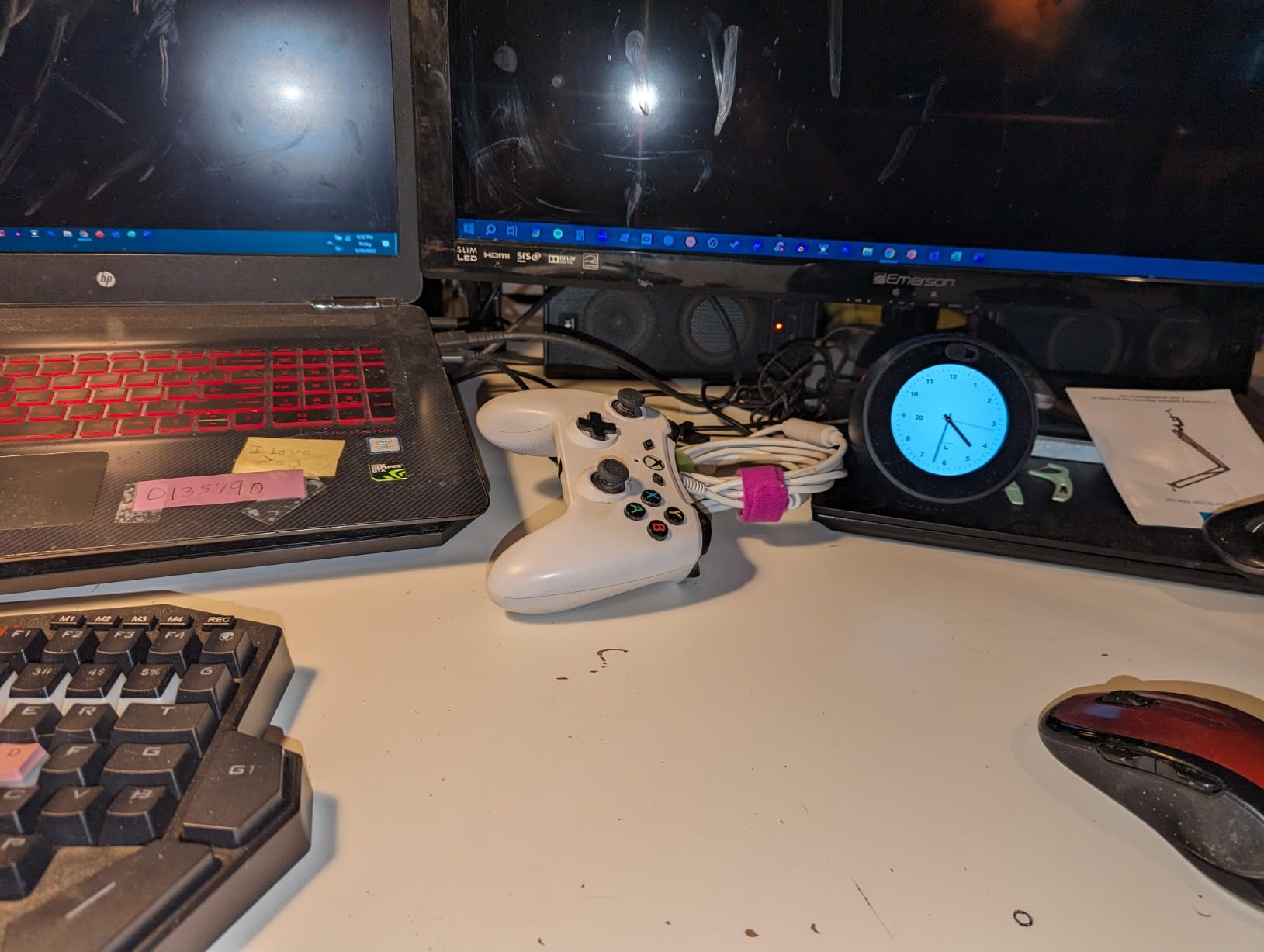 Redragon K585 PRO Wireless One-Handed Mechanical Keyboard, 42 Keys 3-Mode RGB 40% Gaming Keypad w/ 7 Onboard Macro Keys, Detachable Wrist Support, Rechargeable Battery (Blue Switch) Customer Review Redragon K585 PRO Wireless One-Handed Mechanical Keyboard, 42 Keys 3-Mode RGB 40% Gaming Keypad w/ 7 Onboard Macro Keys, Detachable Wrist Support, Rechargeable Battery (Blue Switch) - Customer Photo 2