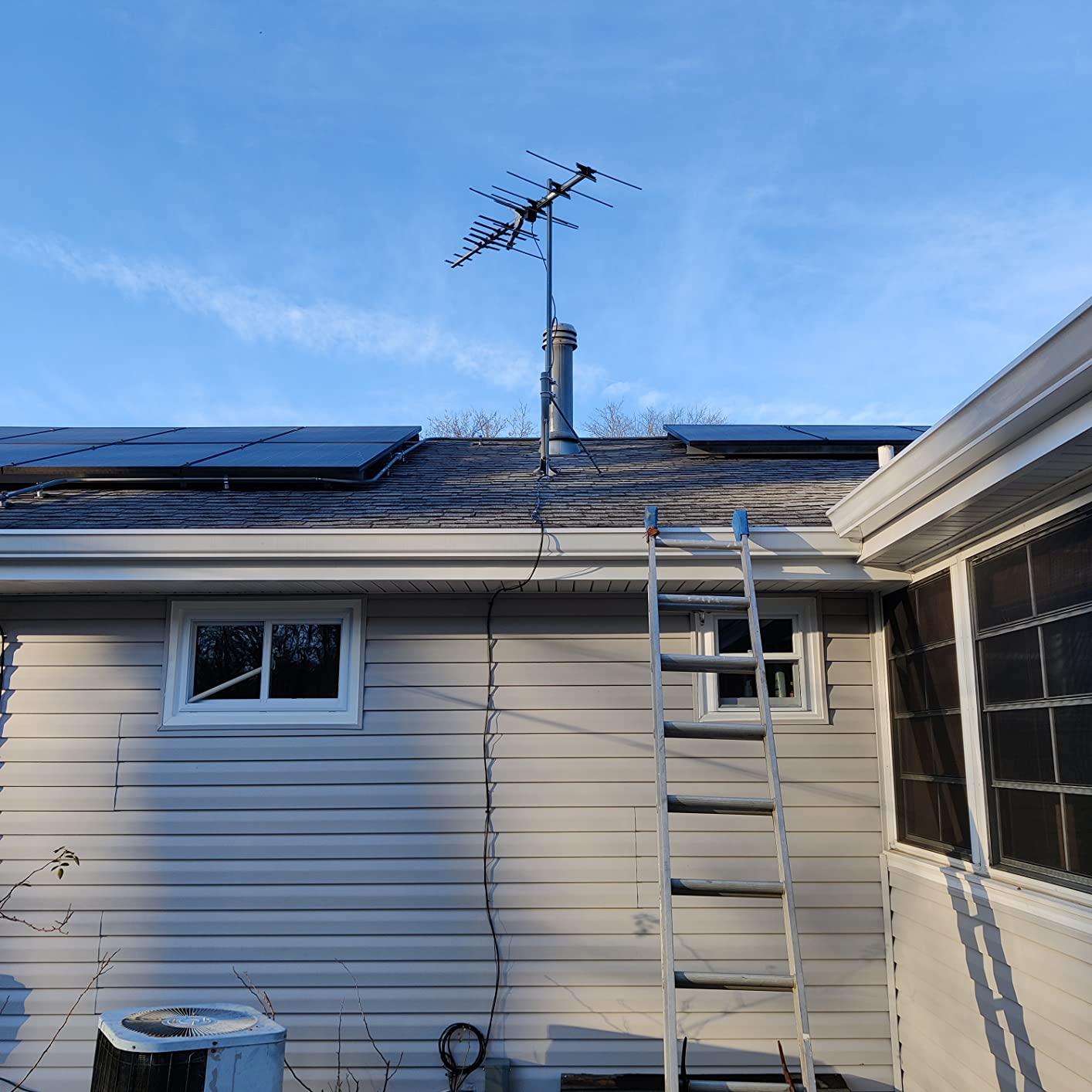 30ft, RG6 White Coaxial Cable with F Pin Connector, F81 Double Female Extension Adapter, Low Loss High Speed Coax Cable Cord Extender for HD TV, Dish,Satellite, Antenna, TV Cable 30' - Customer Photo 3